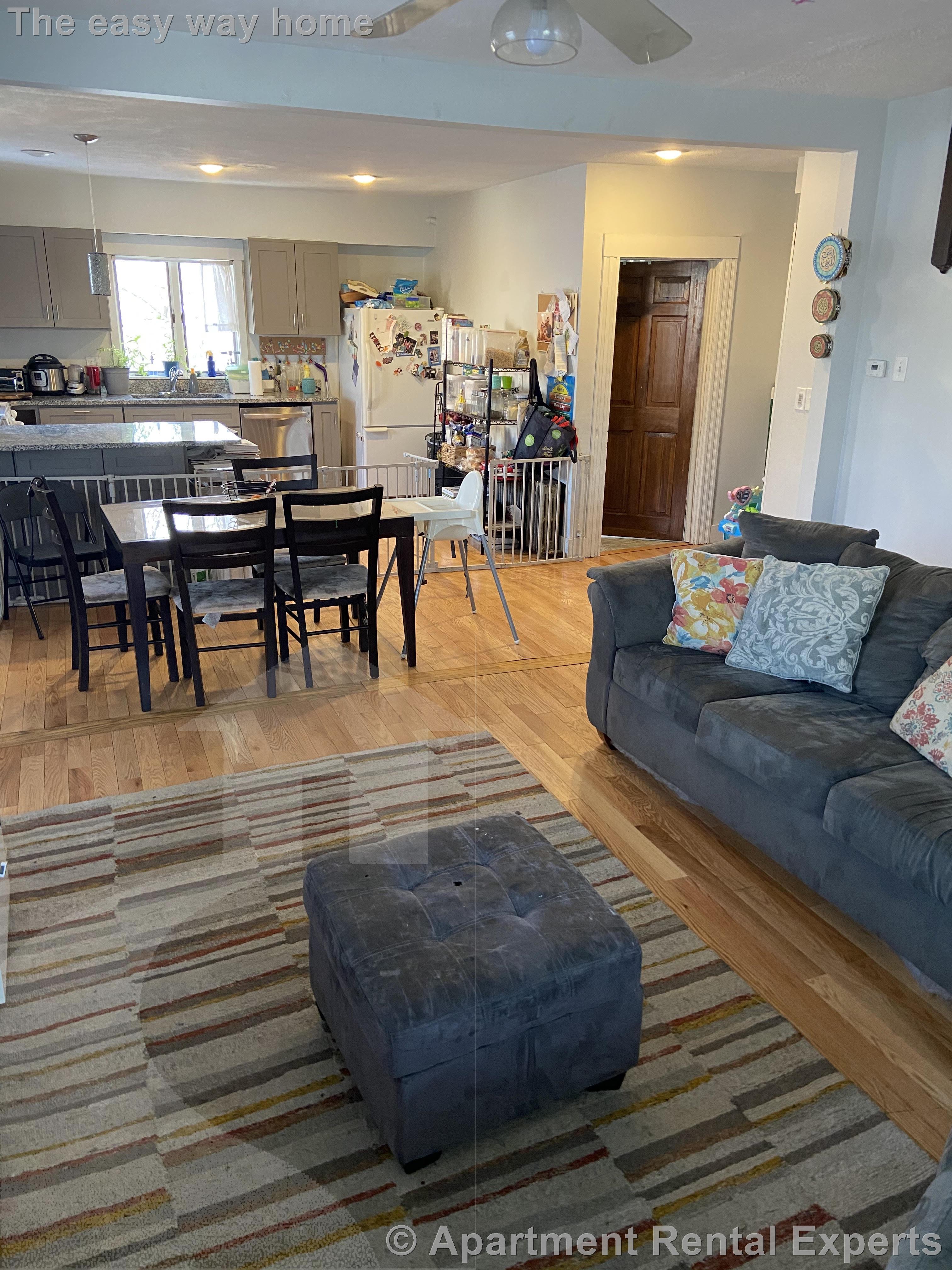 12 Lincoln Rd, Newtonville