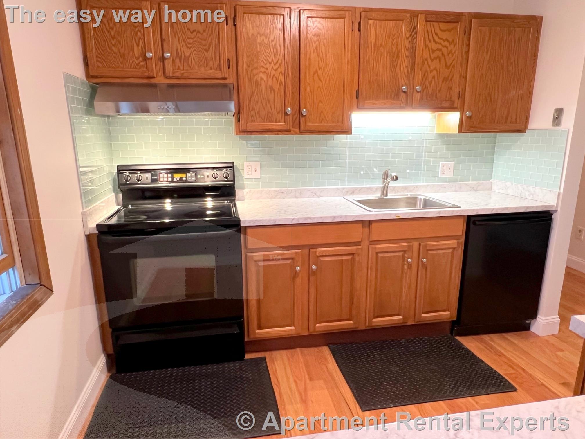 72-74 Washington St, Malden Center