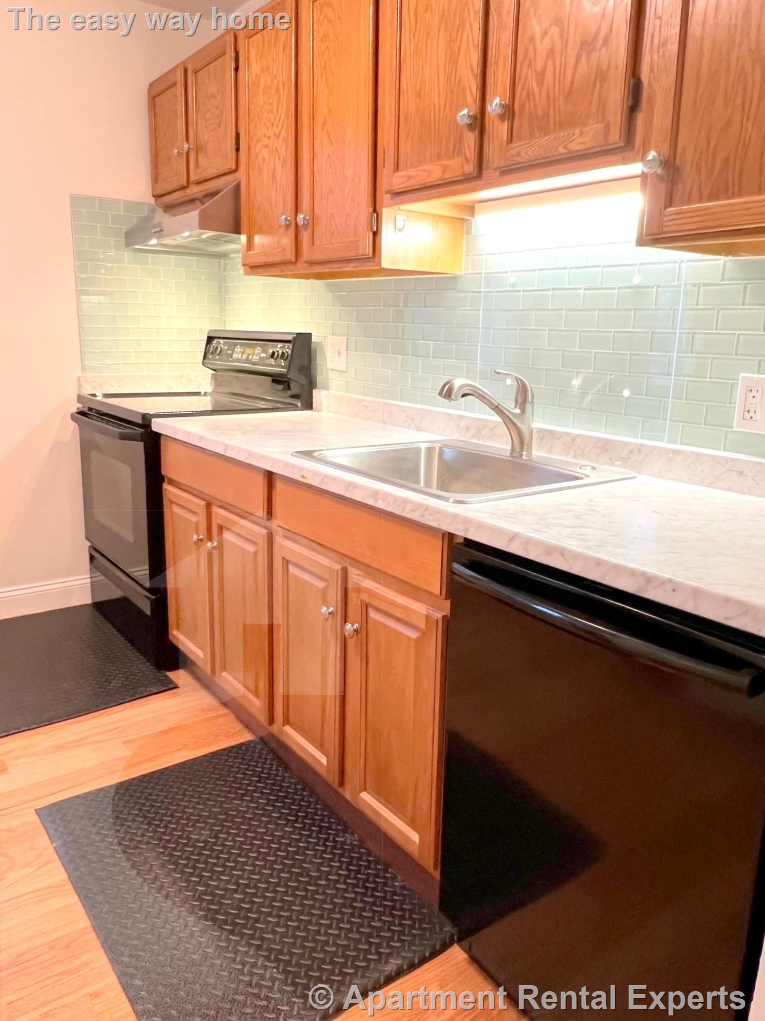 72-74 Washington St, Malden Center