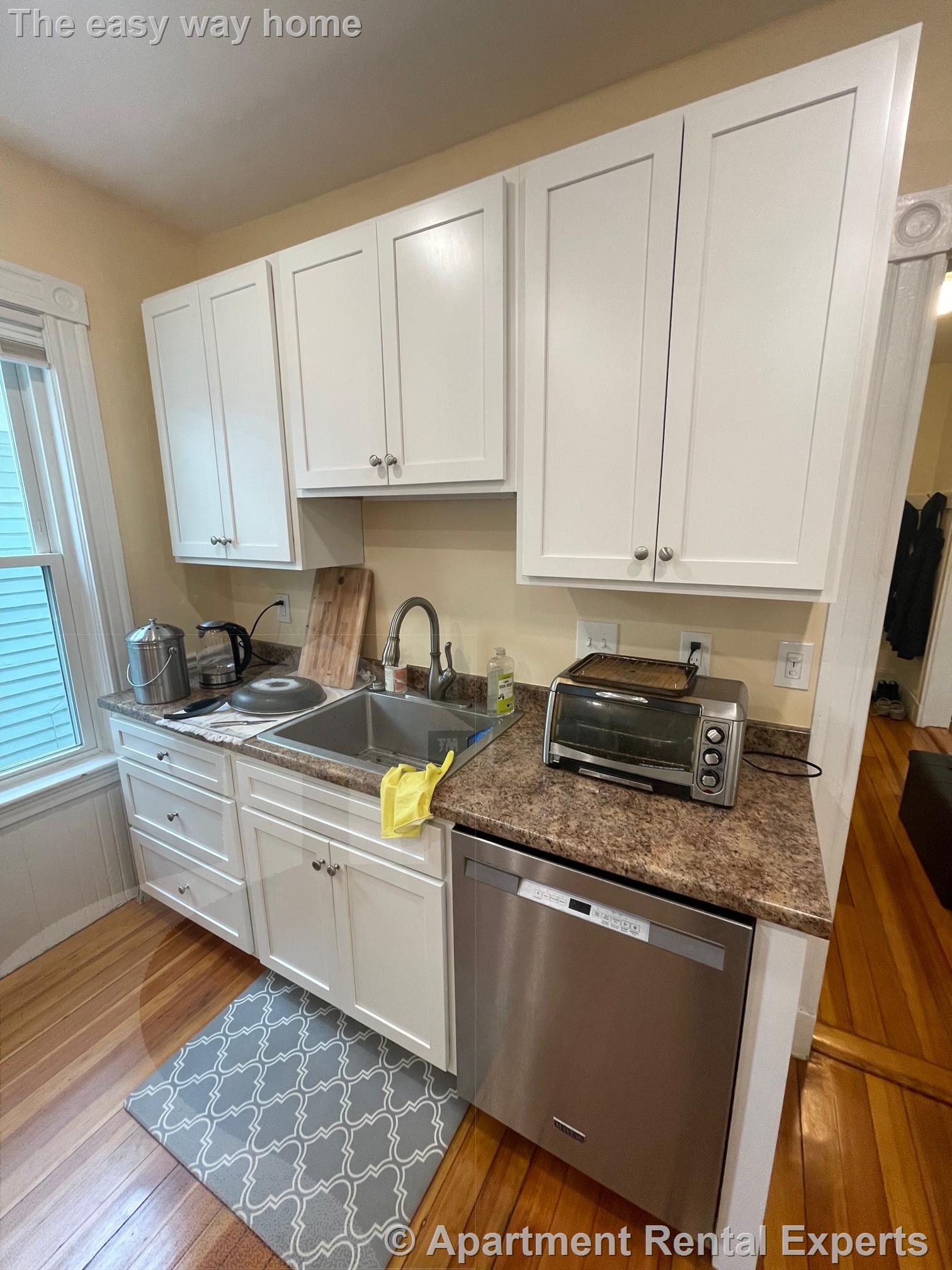 10 Chandler St, Davis Square