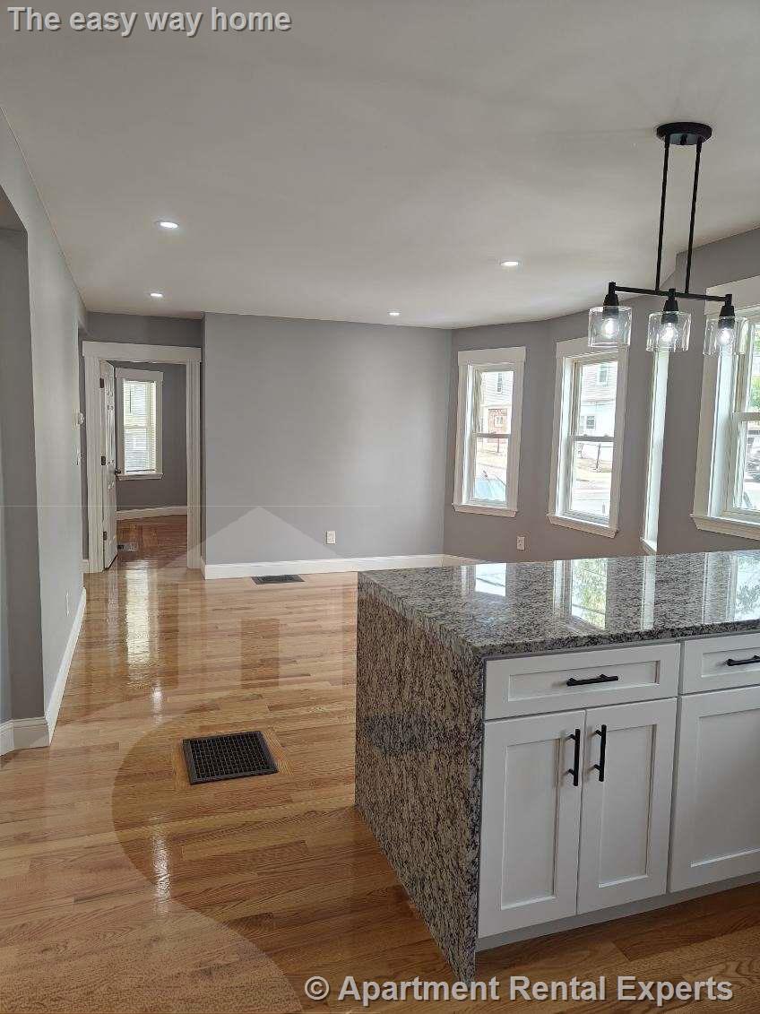 39A Albion St, Ball Square