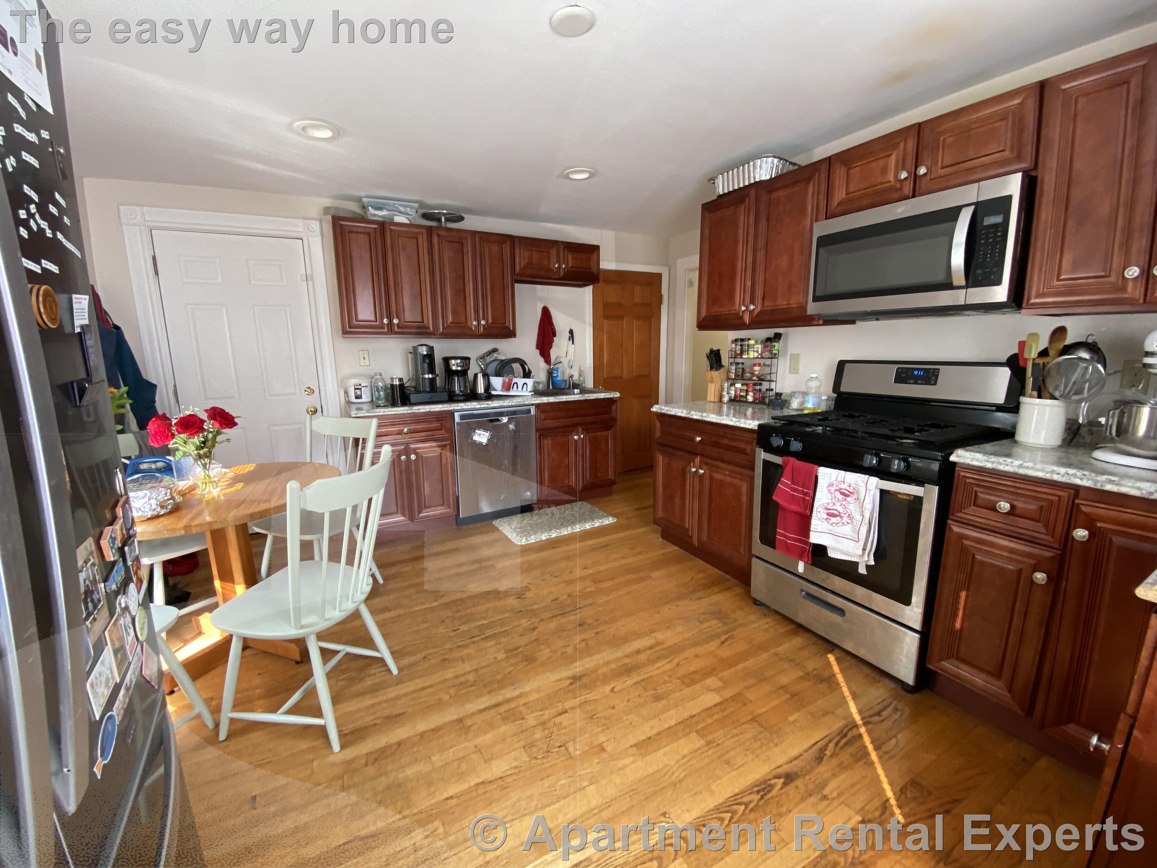 279 Pearl St, Cambridgeport