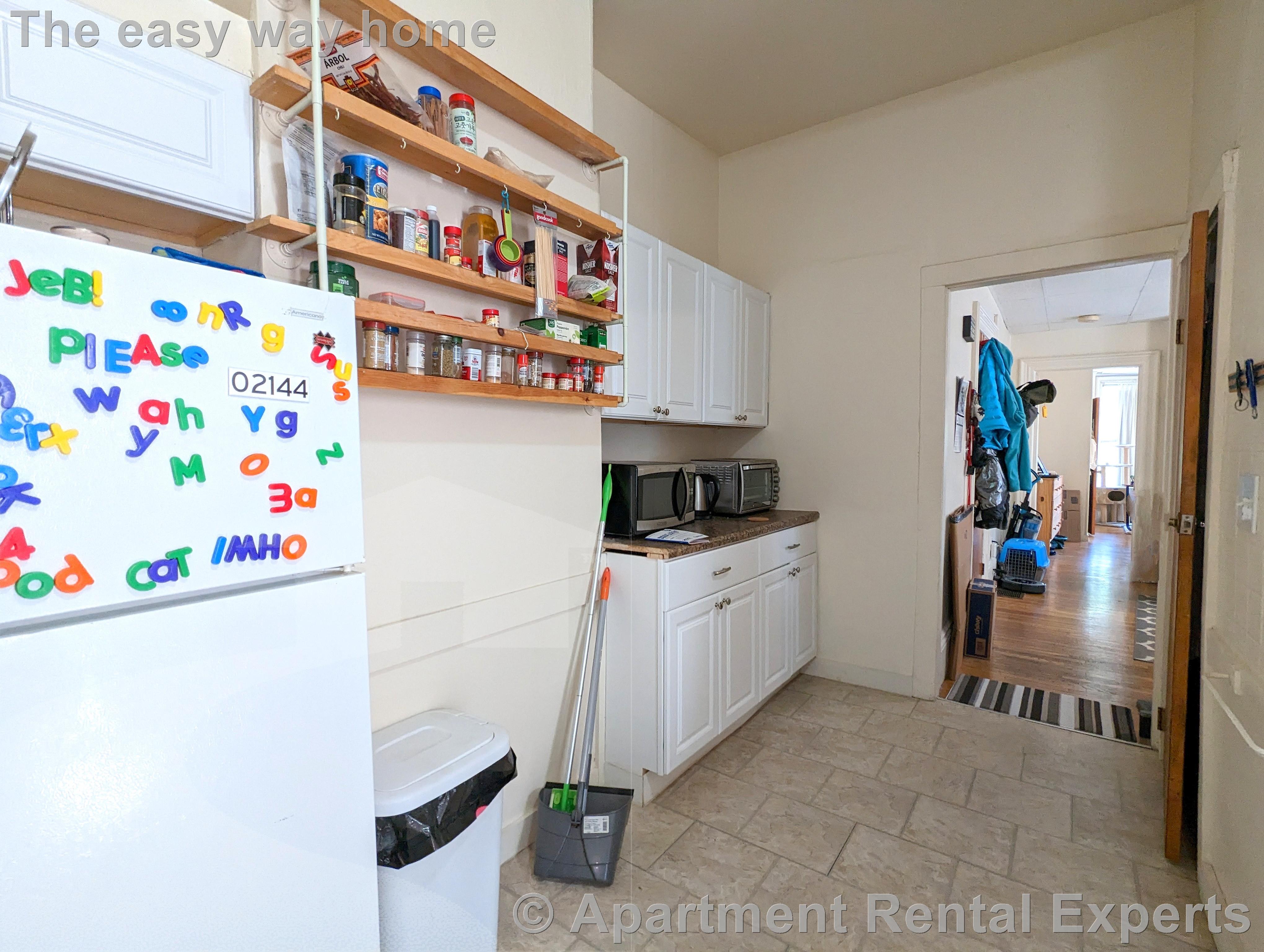 19 Cameron Ave, Davis Square