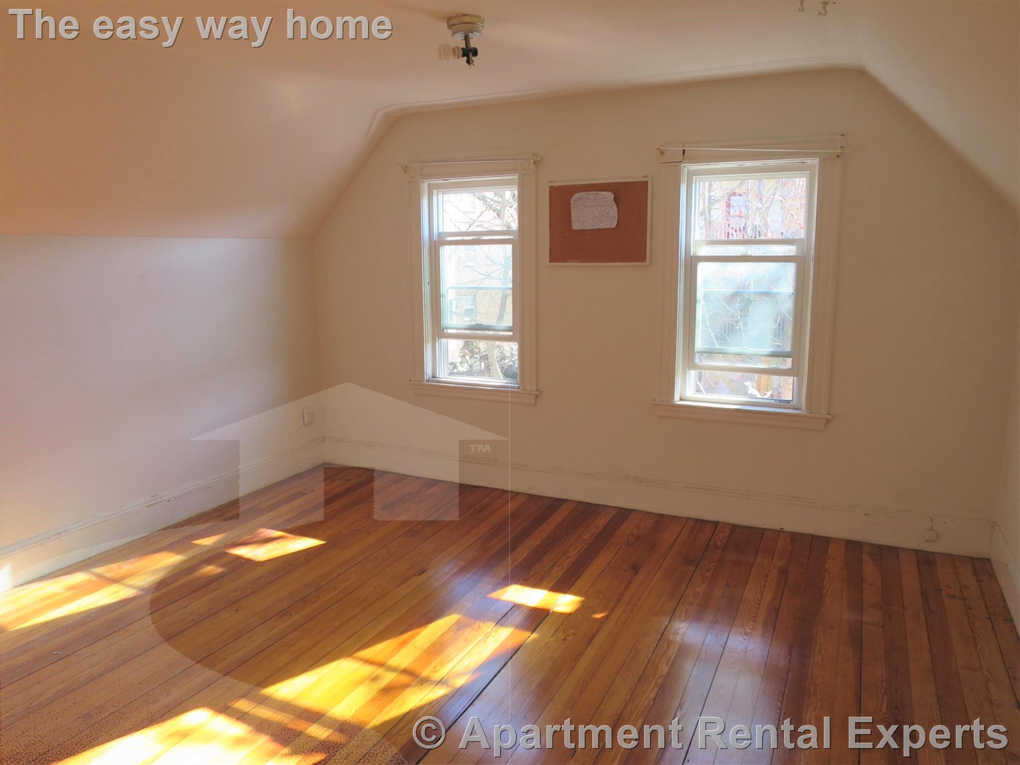 22 Spencer Ave, Davis Square