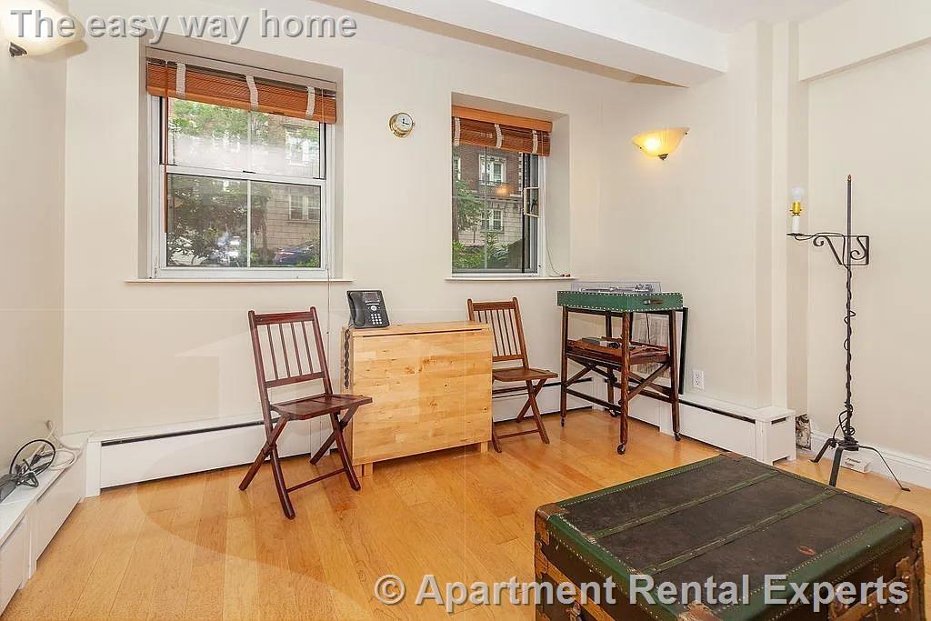 4 Arlington St, Porter Square