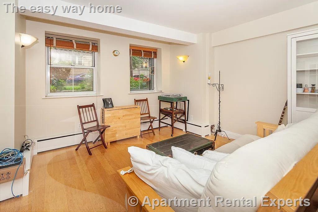 4 Arlington St, Porter Square