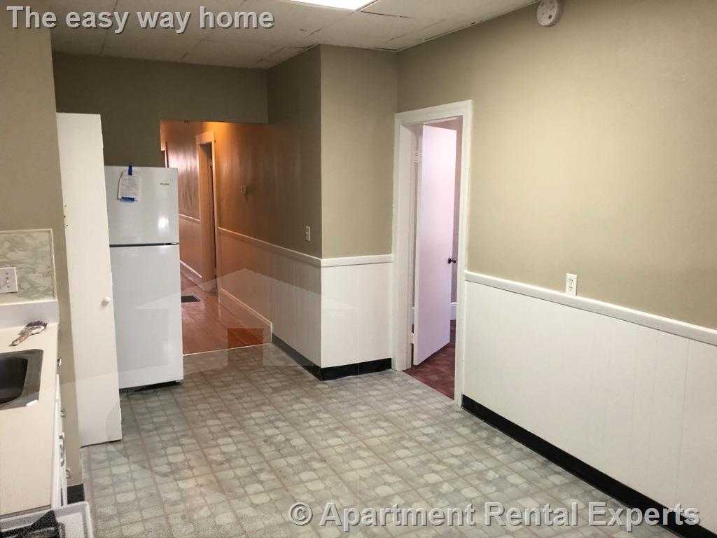 196 Washington St, Spring St. Area