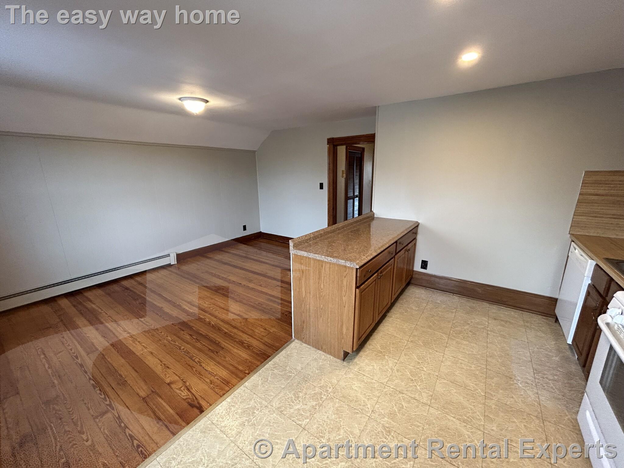 86 Medford St, Magoun Square