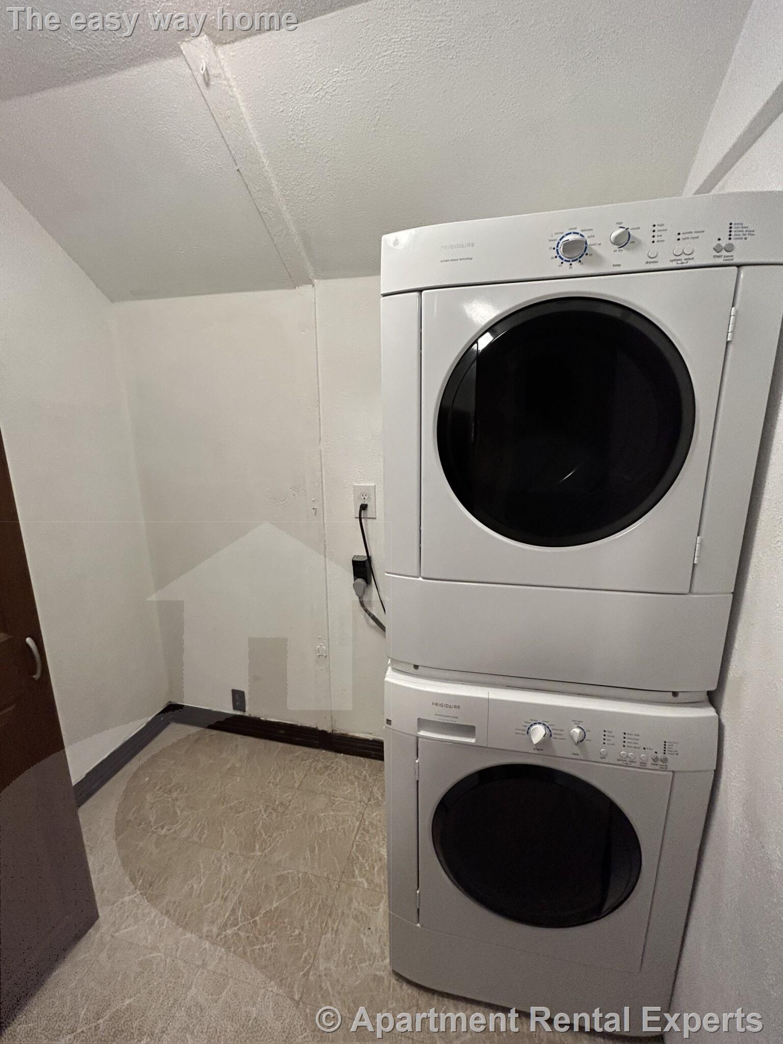 86 Medford St, Magoun Square