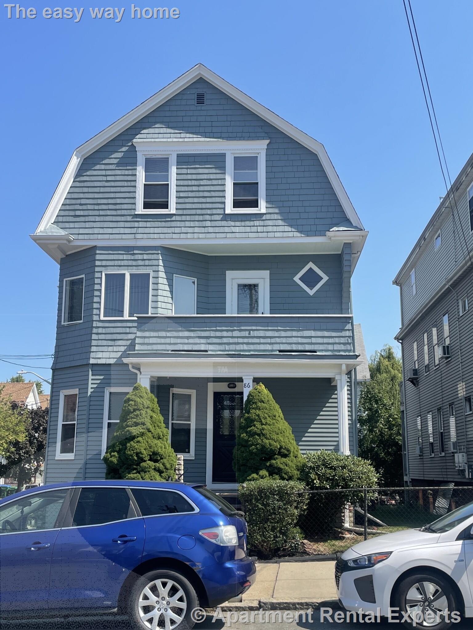 86 Medford St, Magoun Square