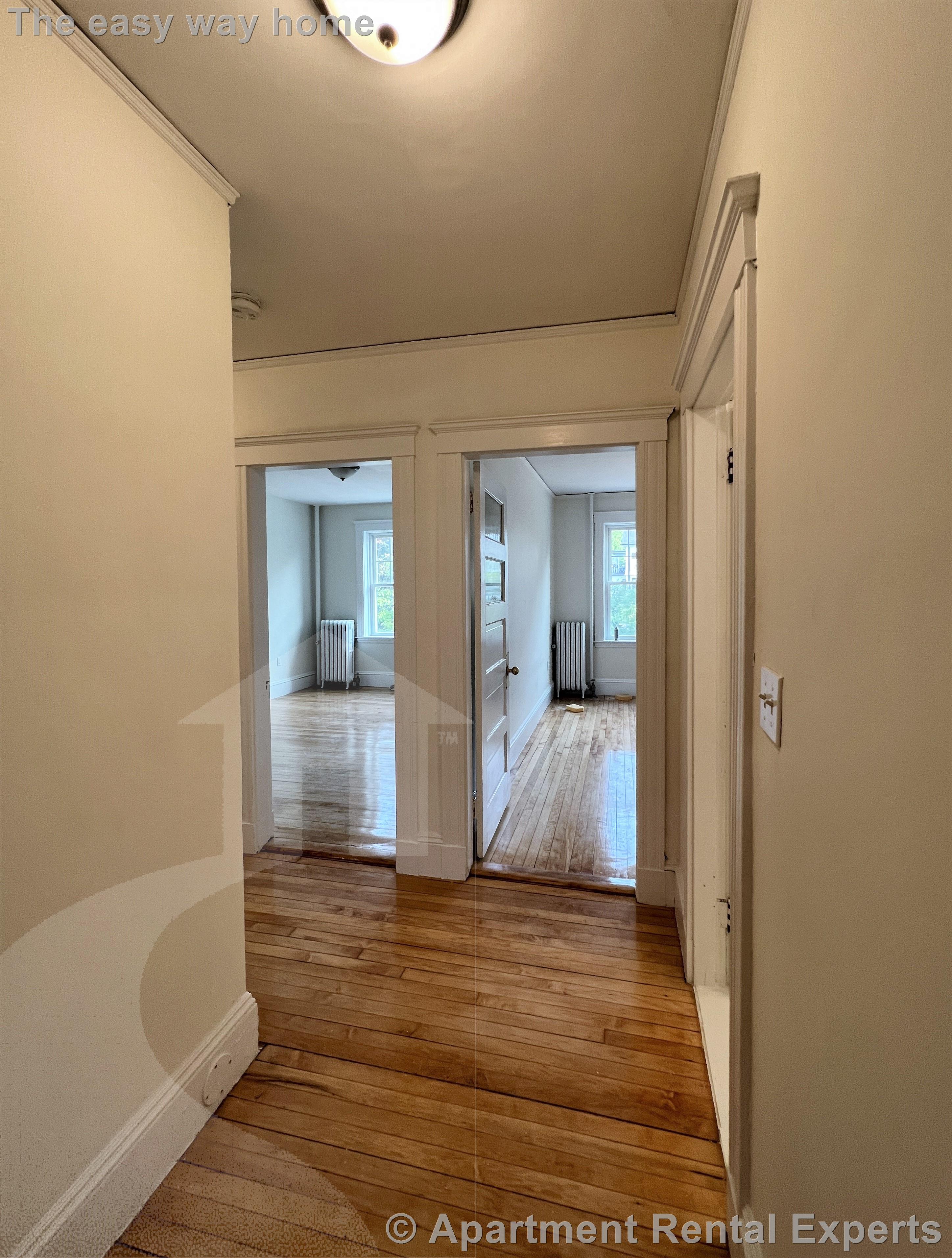 269 Huron Ave, Huron Village