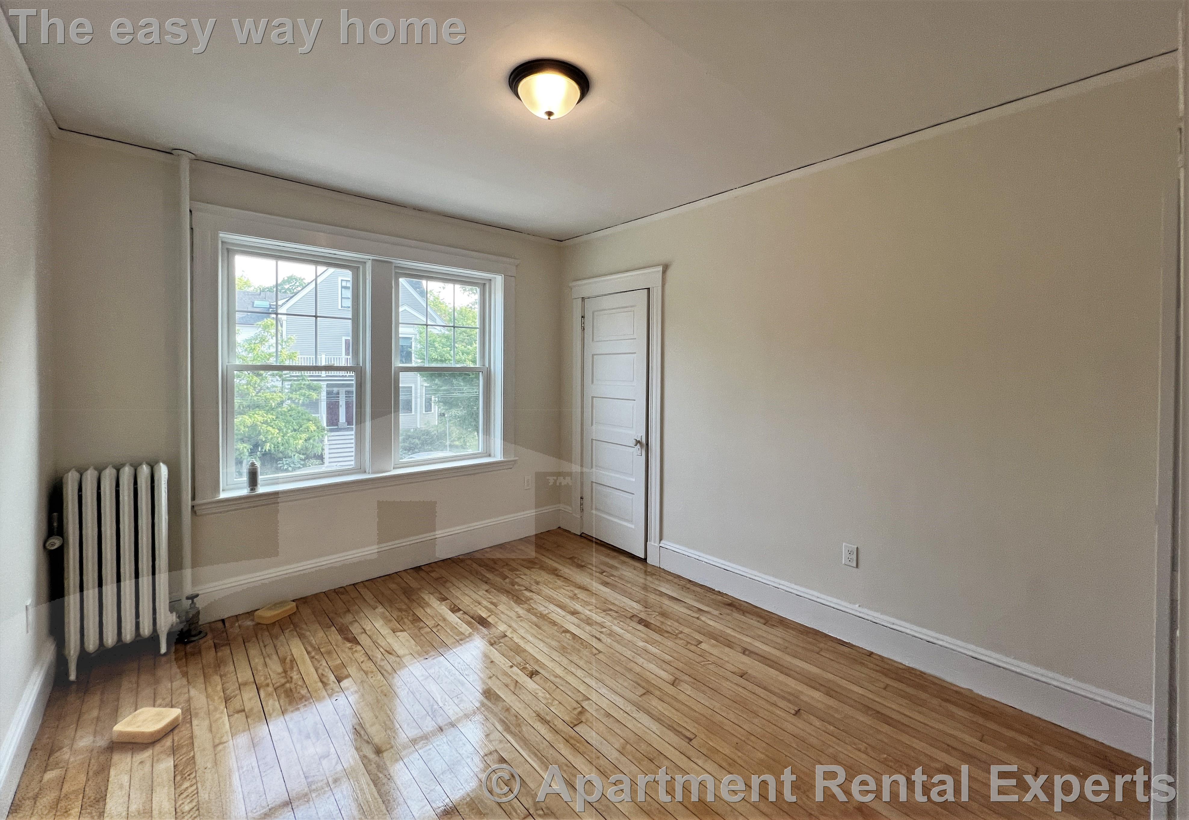 269 Huron Ave, Huron Village