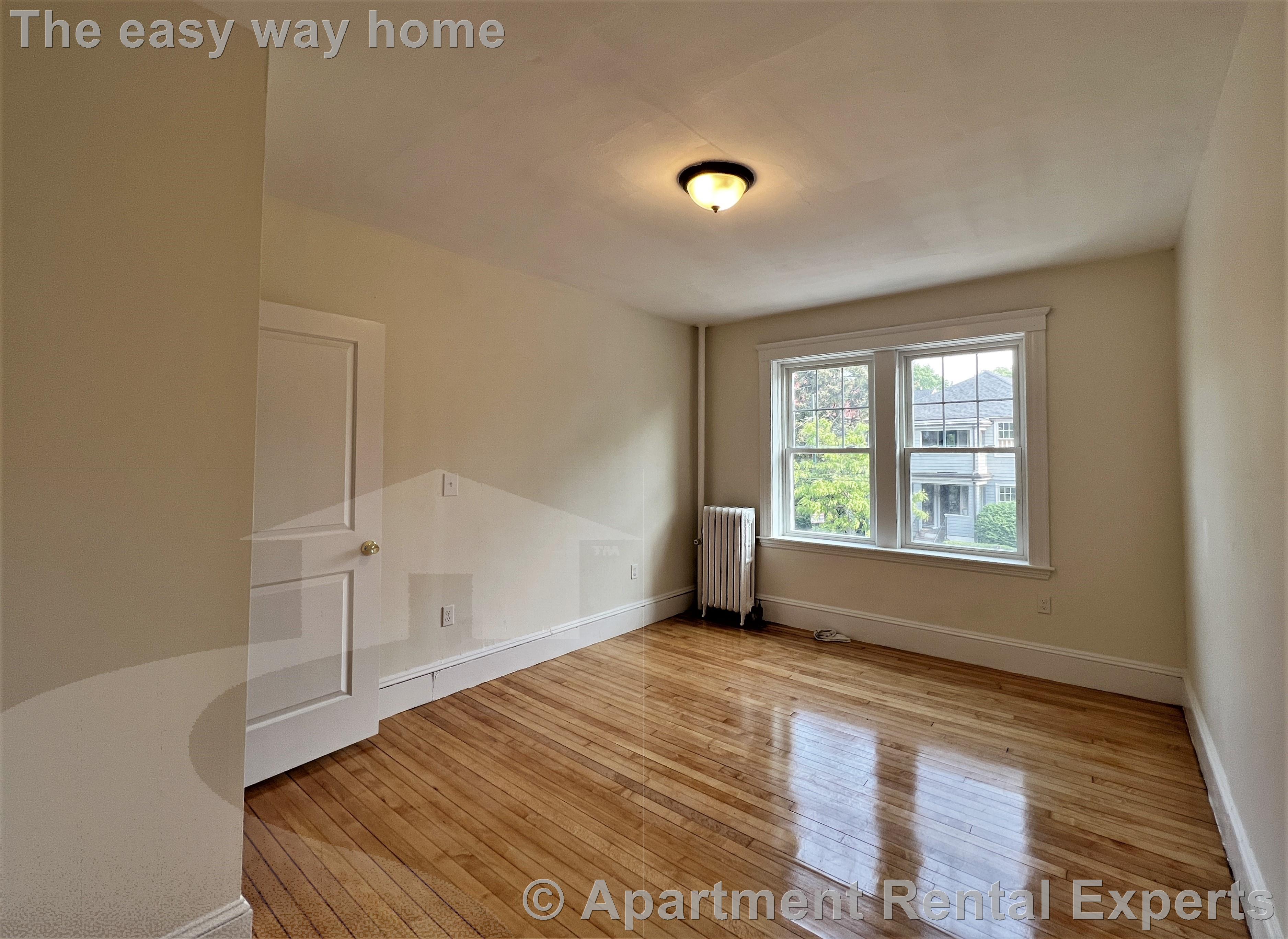 269 Huron Ave, Huron Village