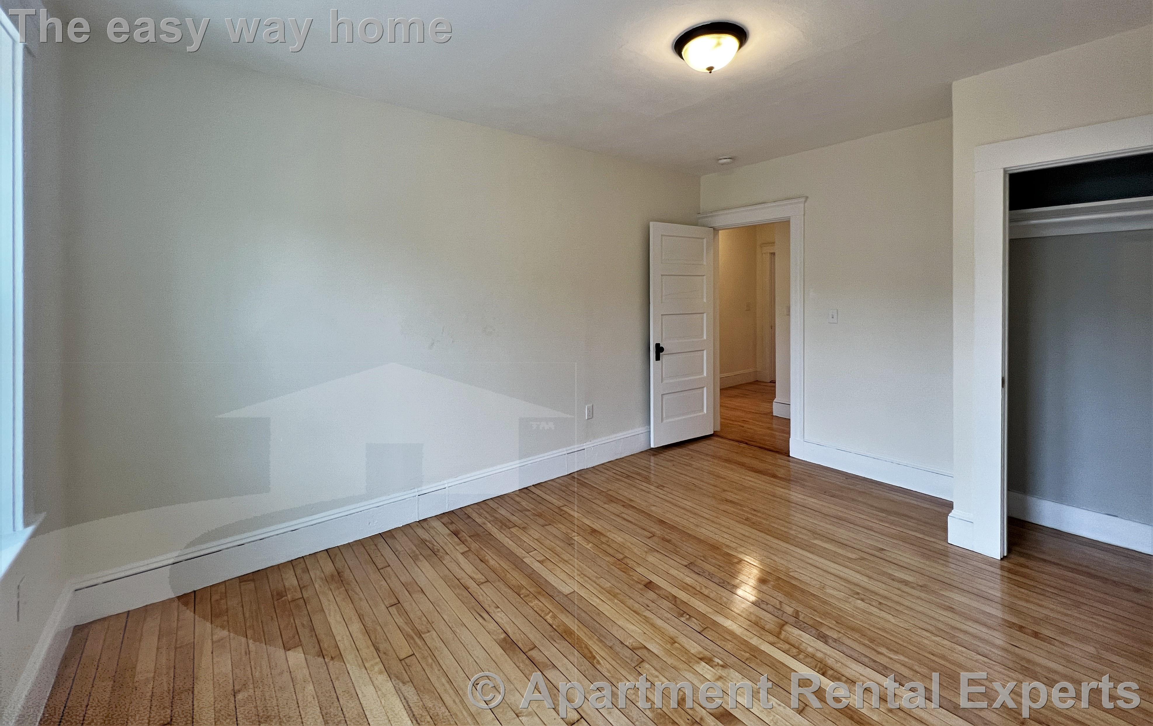 269 Huron Ave, Huron Village