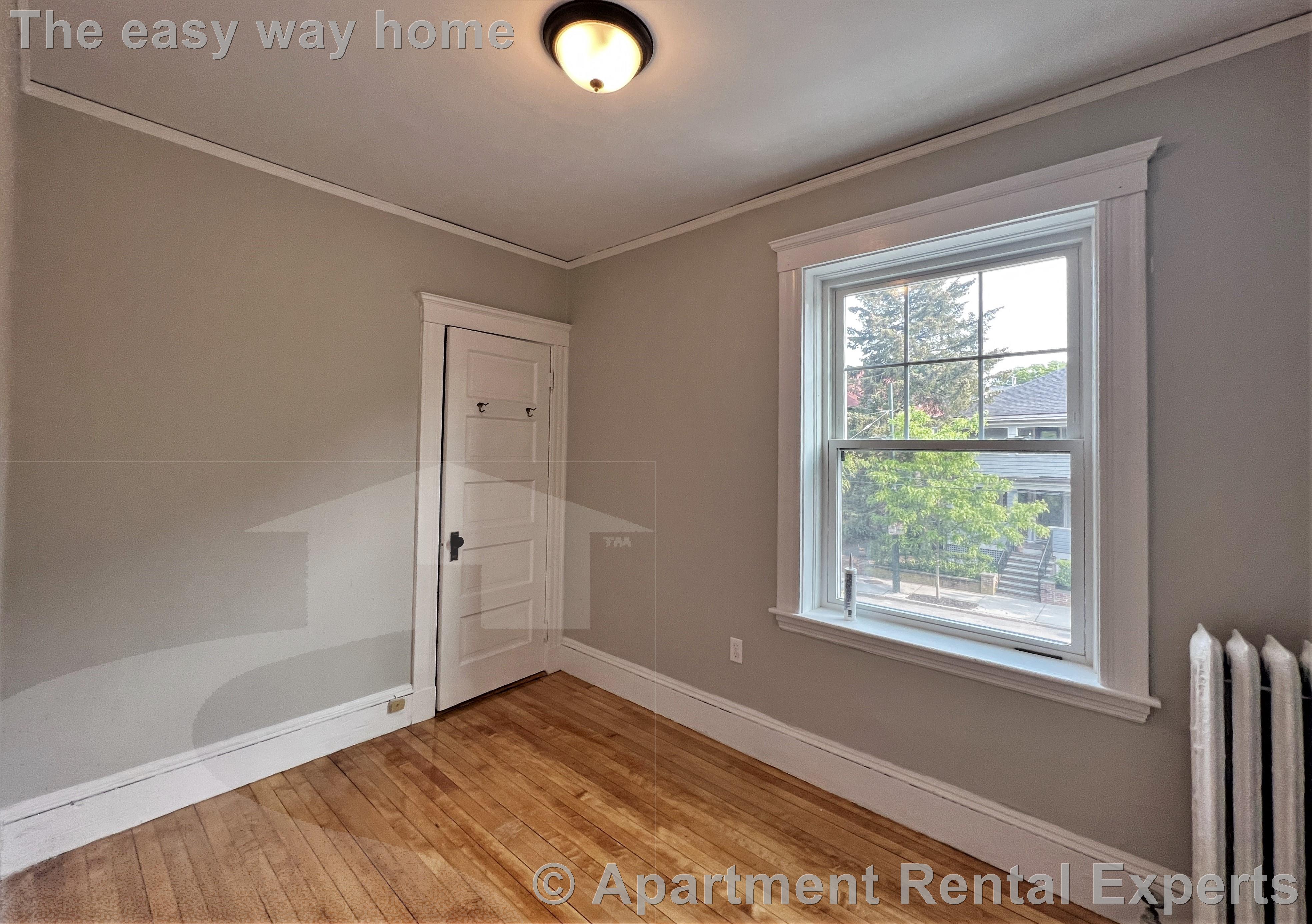 269 Huron Ave, Huron Village