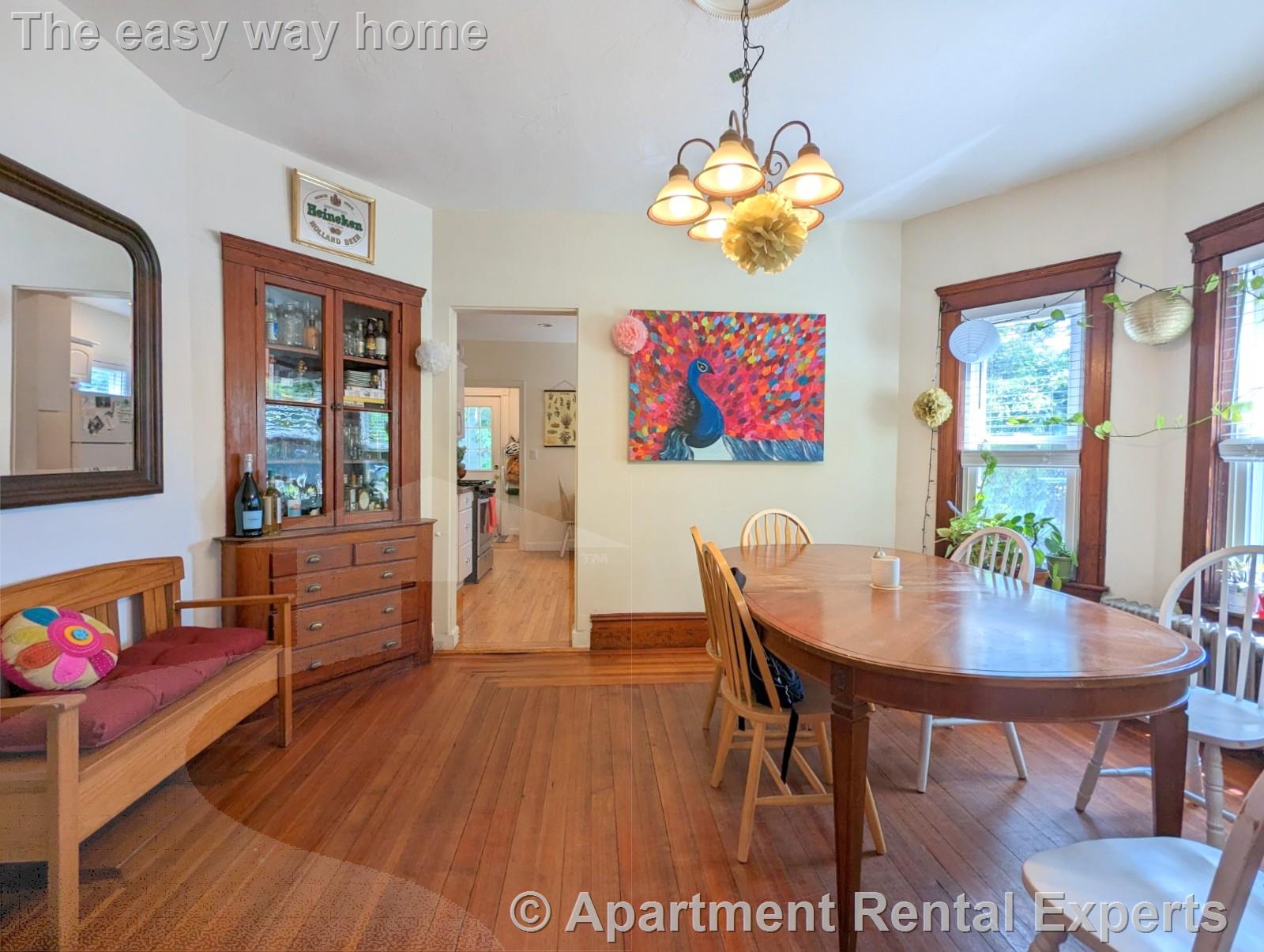 15 Paulina St, Davis Square