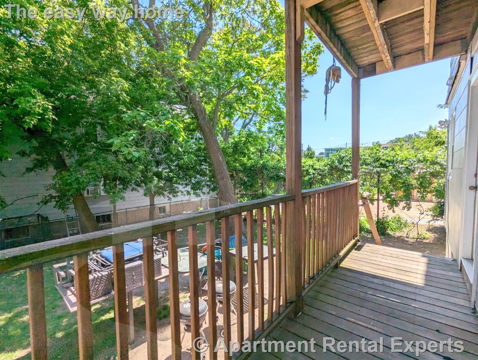 15 Paulina St, Davis Square