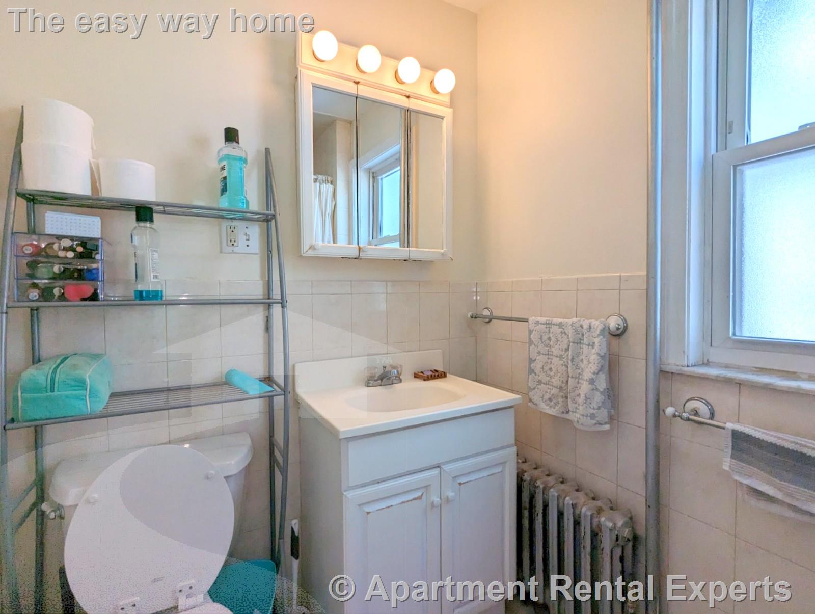 15 Paulina St, Davis Square