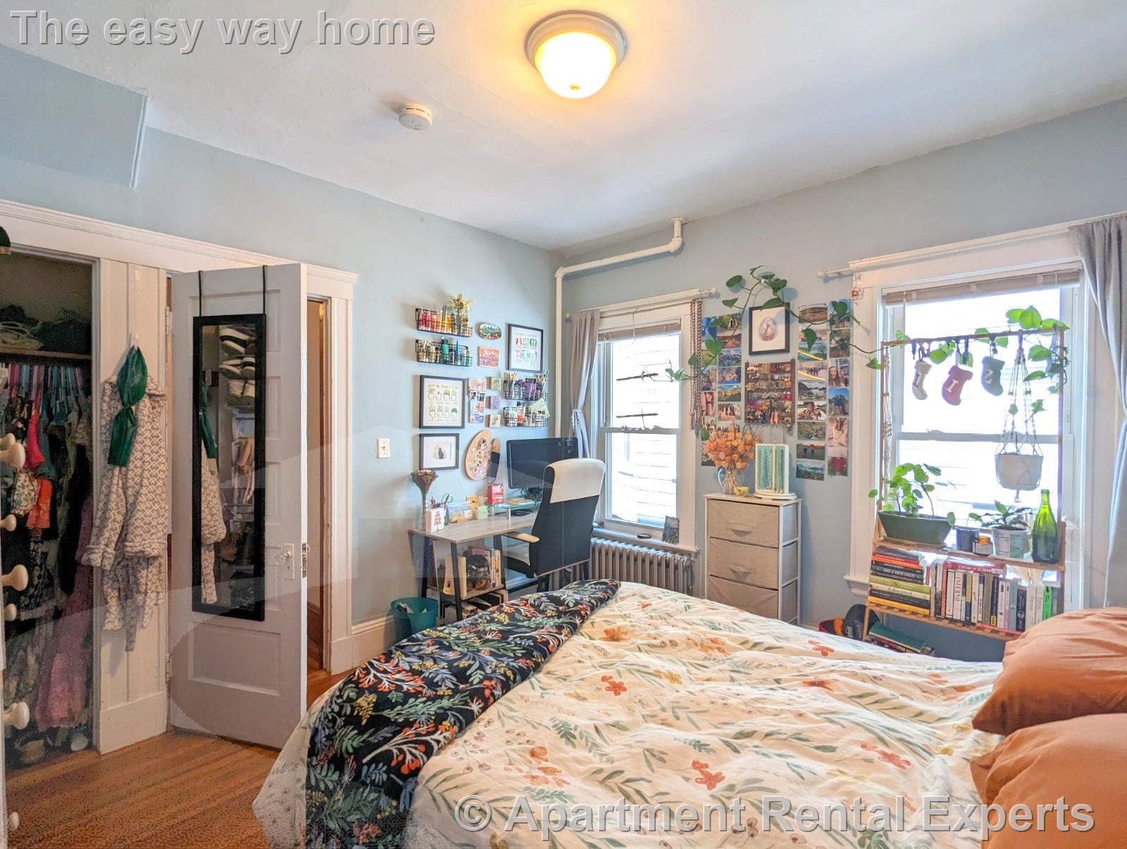 15 Paulina St, Davis Square