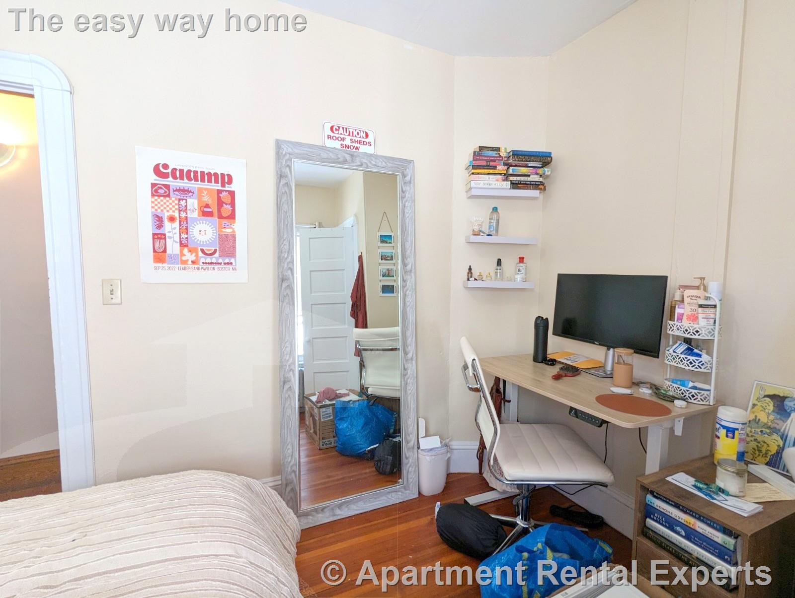 15 Paulina St, Davis Square