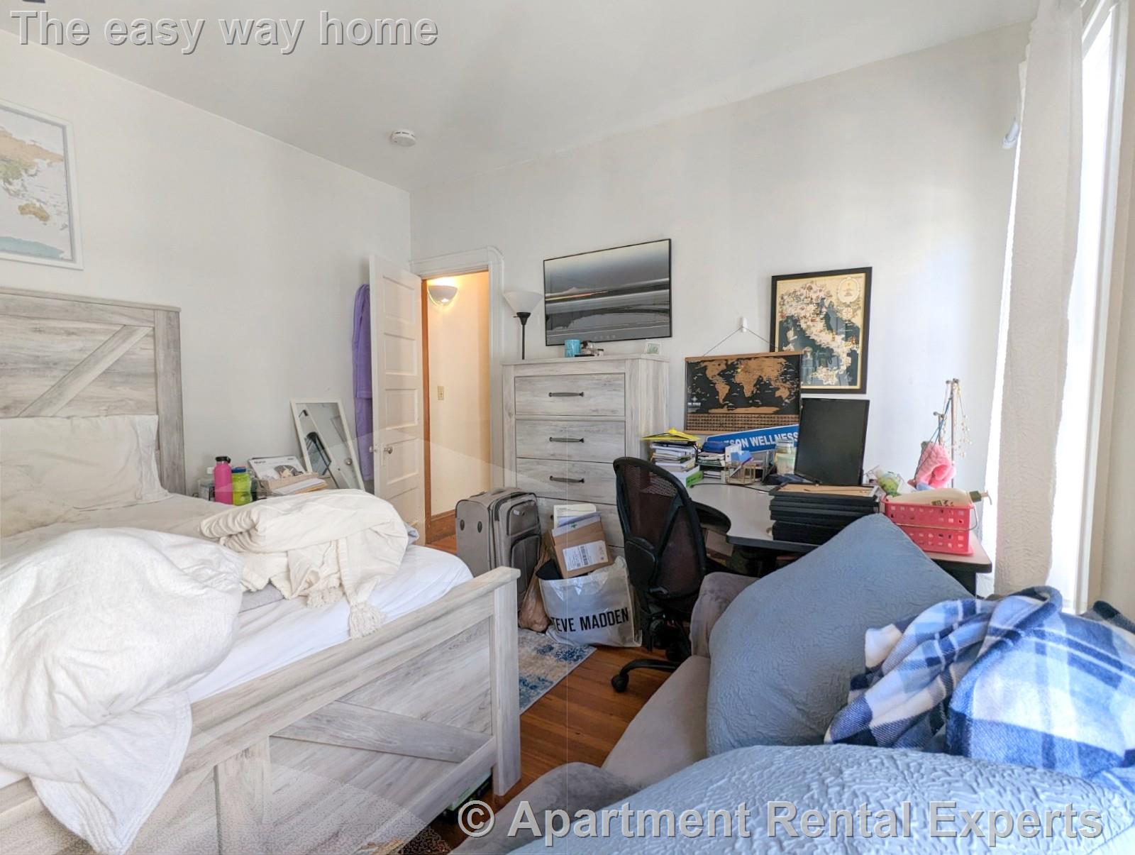 15 Paulina St, Davis Square