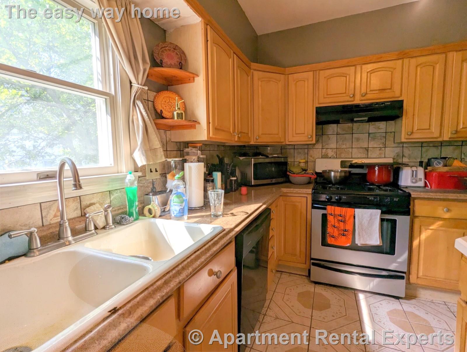 201 Boston Ave, Tufts