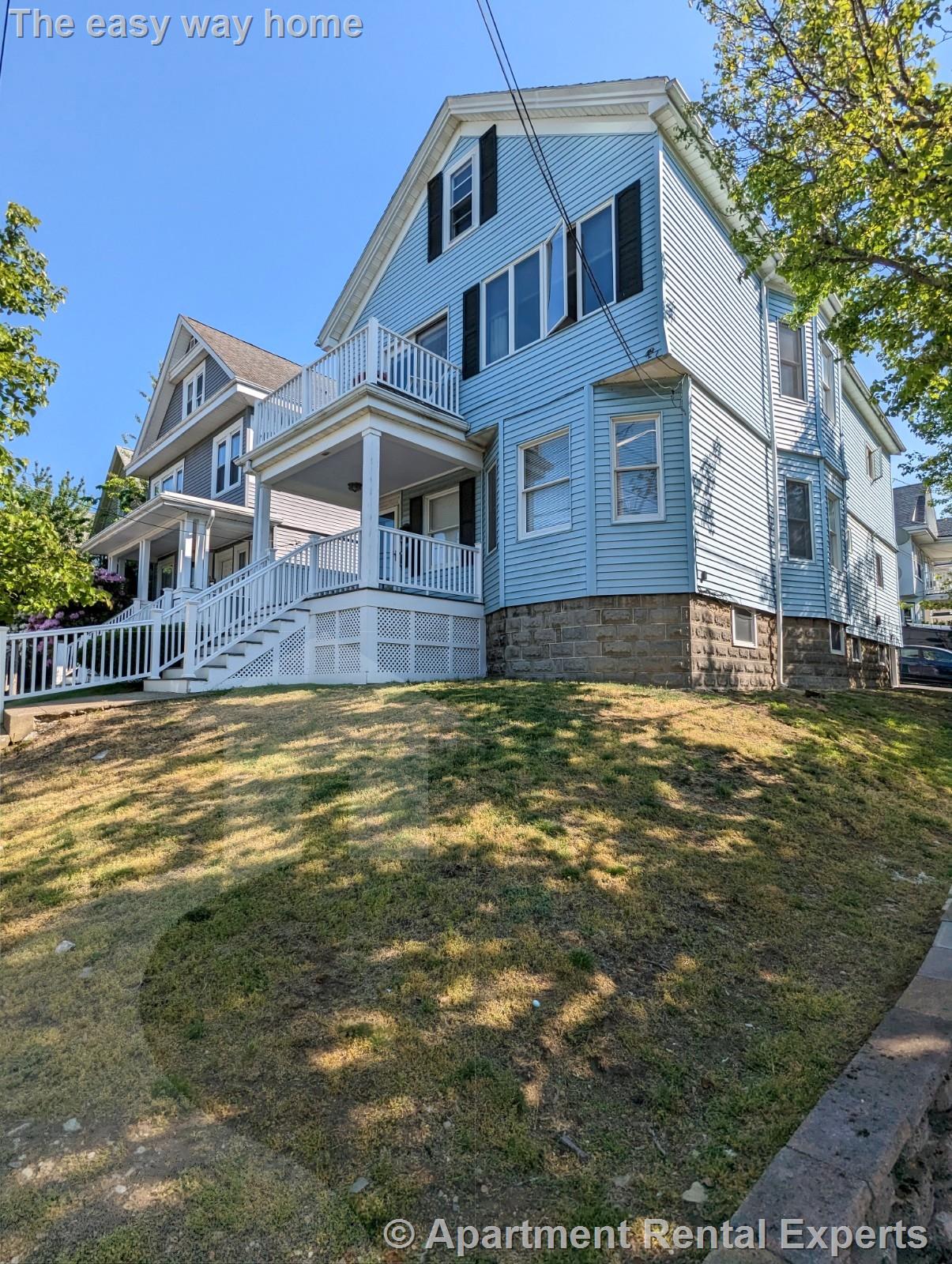 201 Boston Ave, Tufts