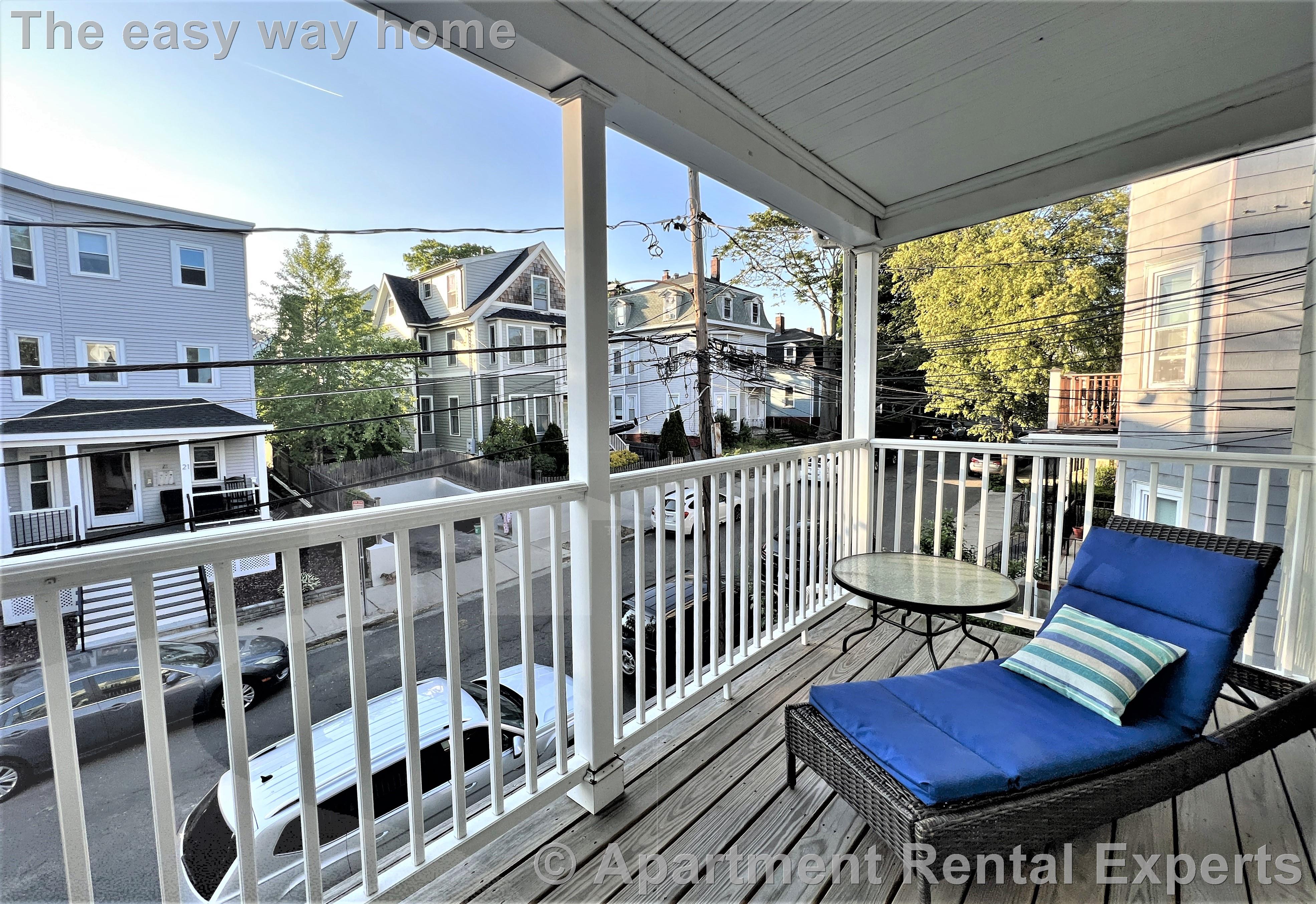 20 Moore St, Davis Square