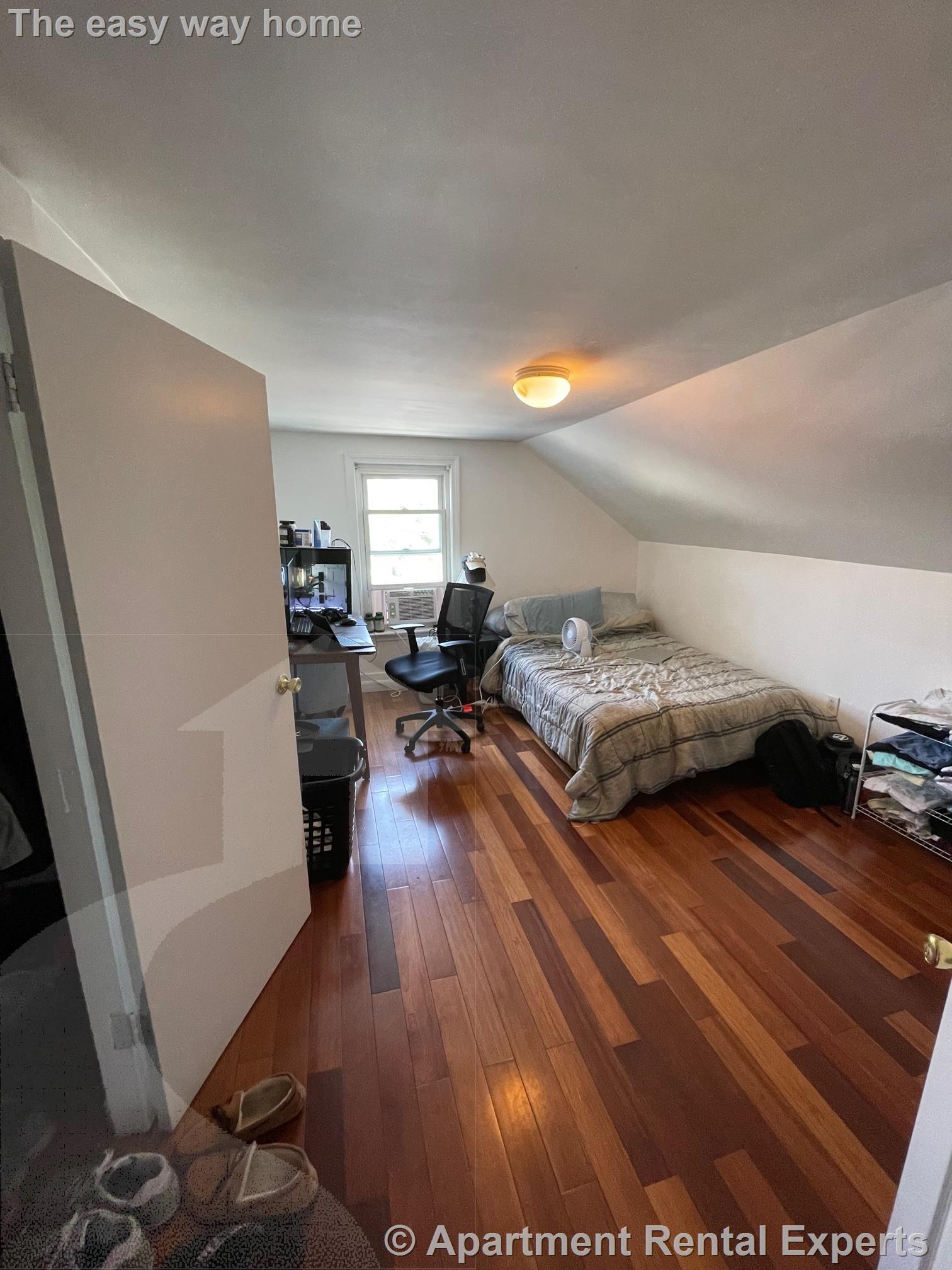 72 School St, Central Square