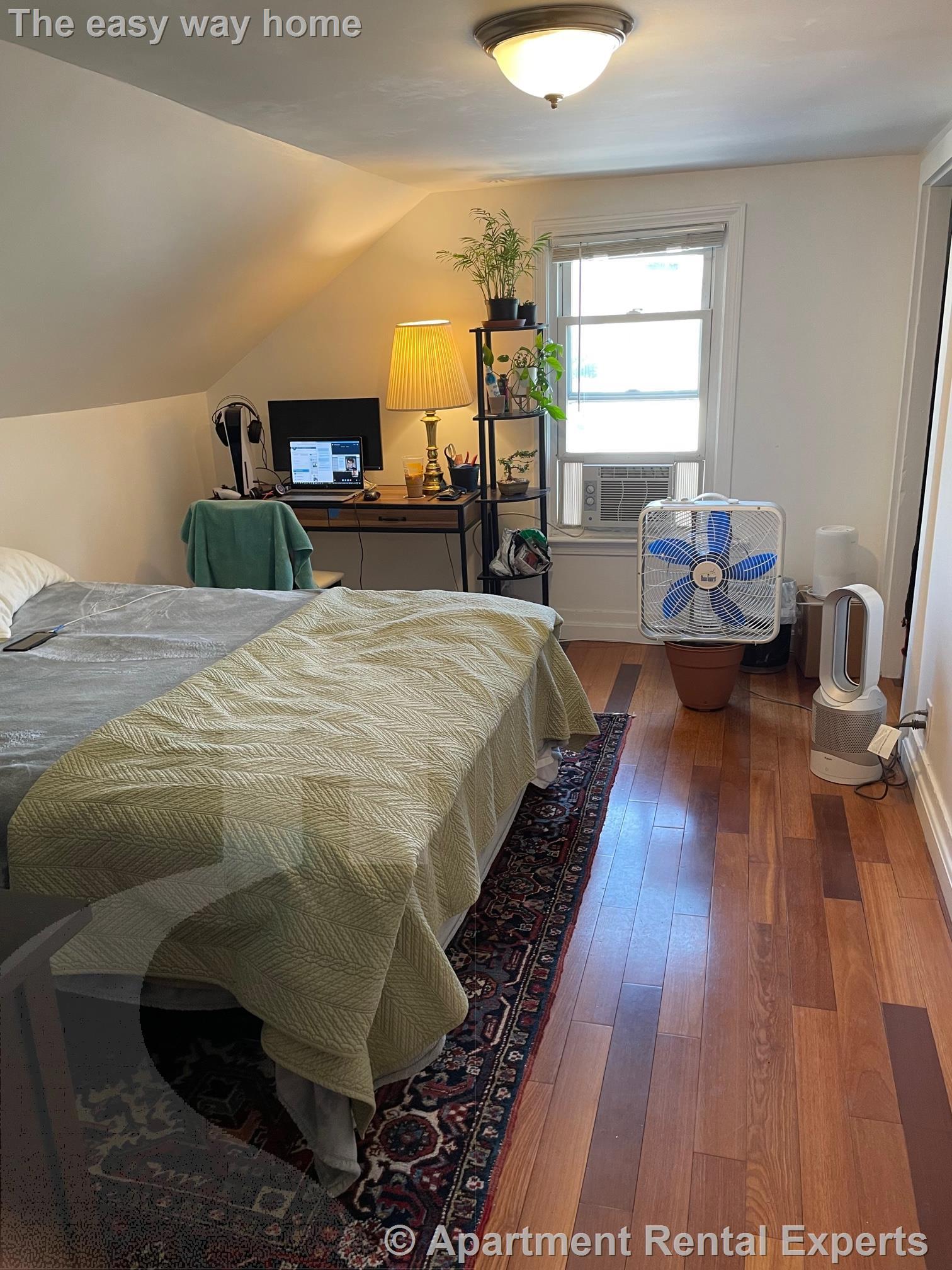 72 School St, Central Square