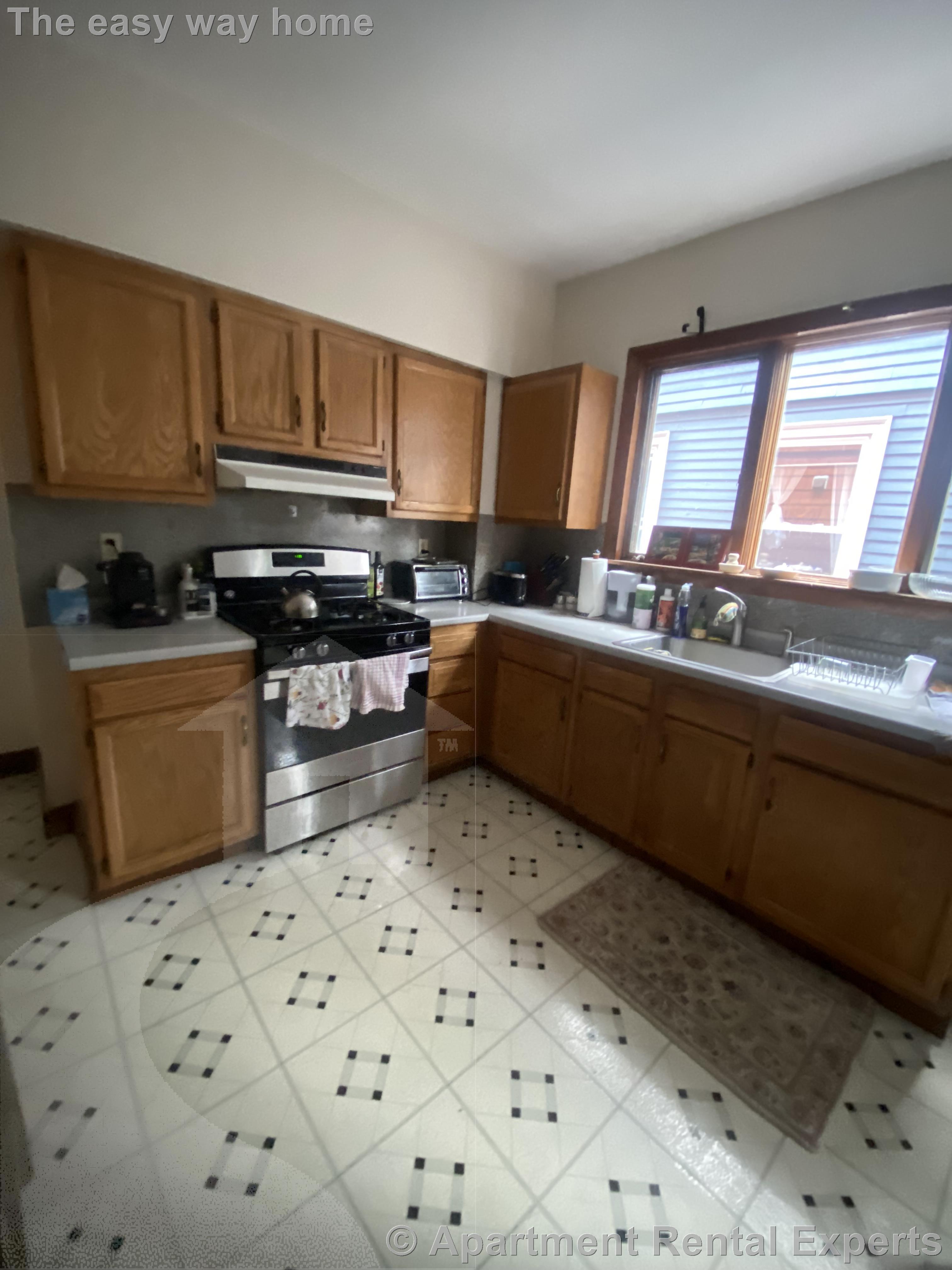 56 Pearl St, Central Square