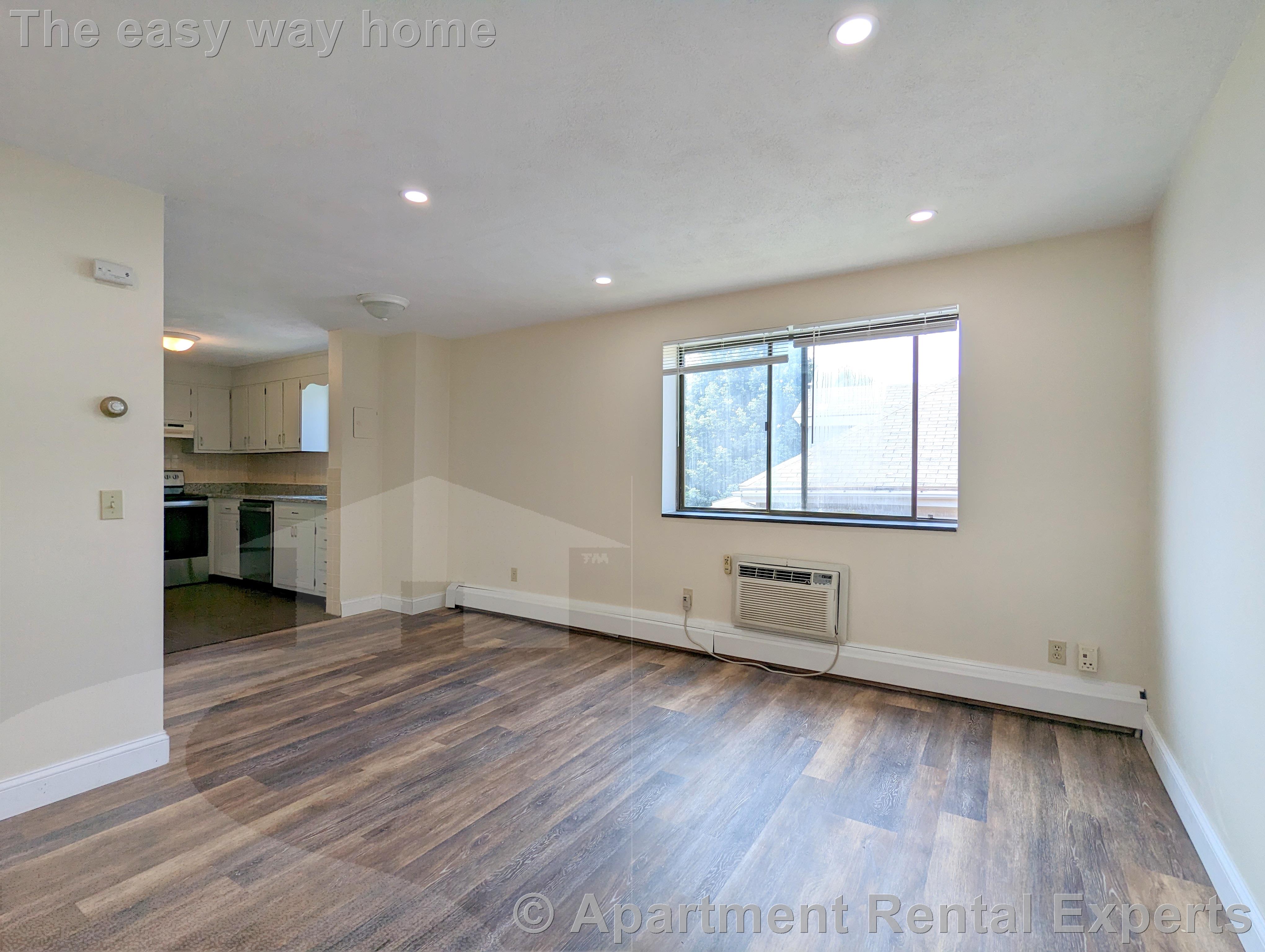 86 Newbury St, Teele Square