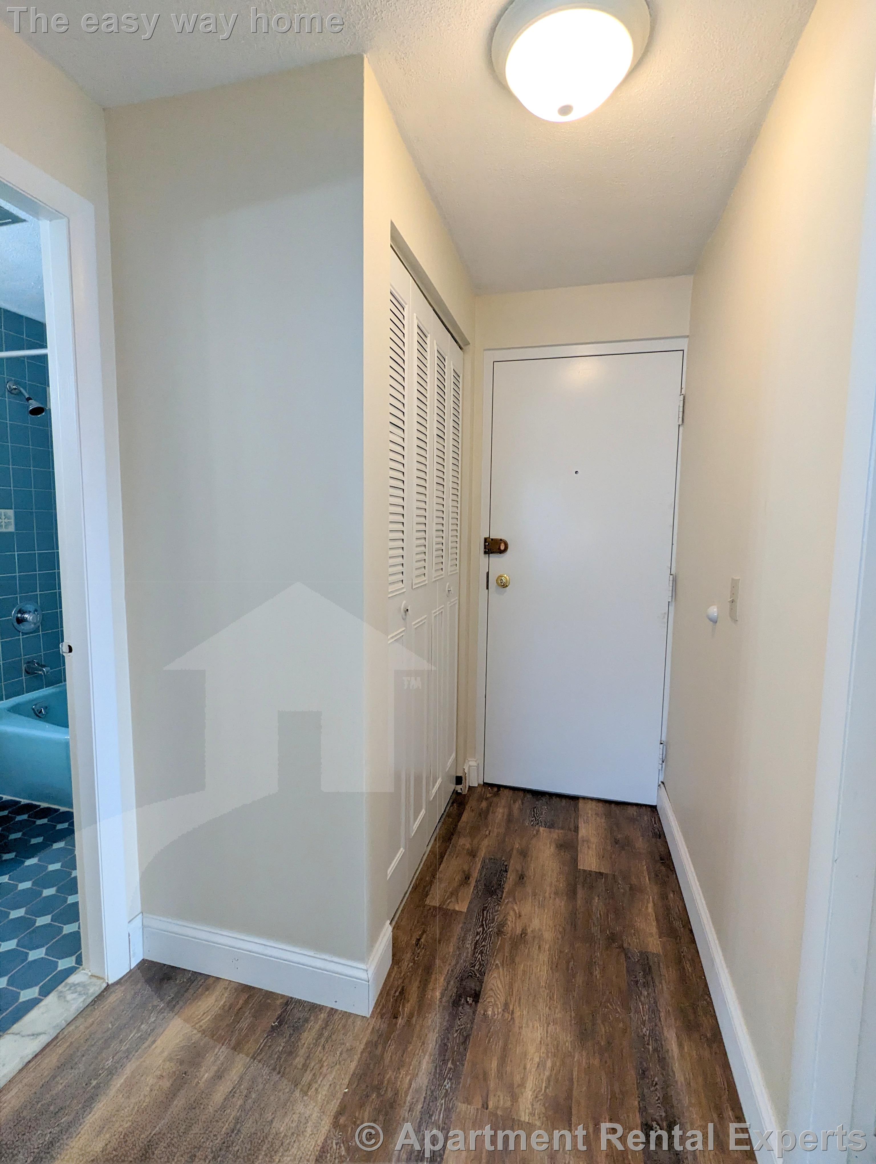 86 Newbury St, Teele Square