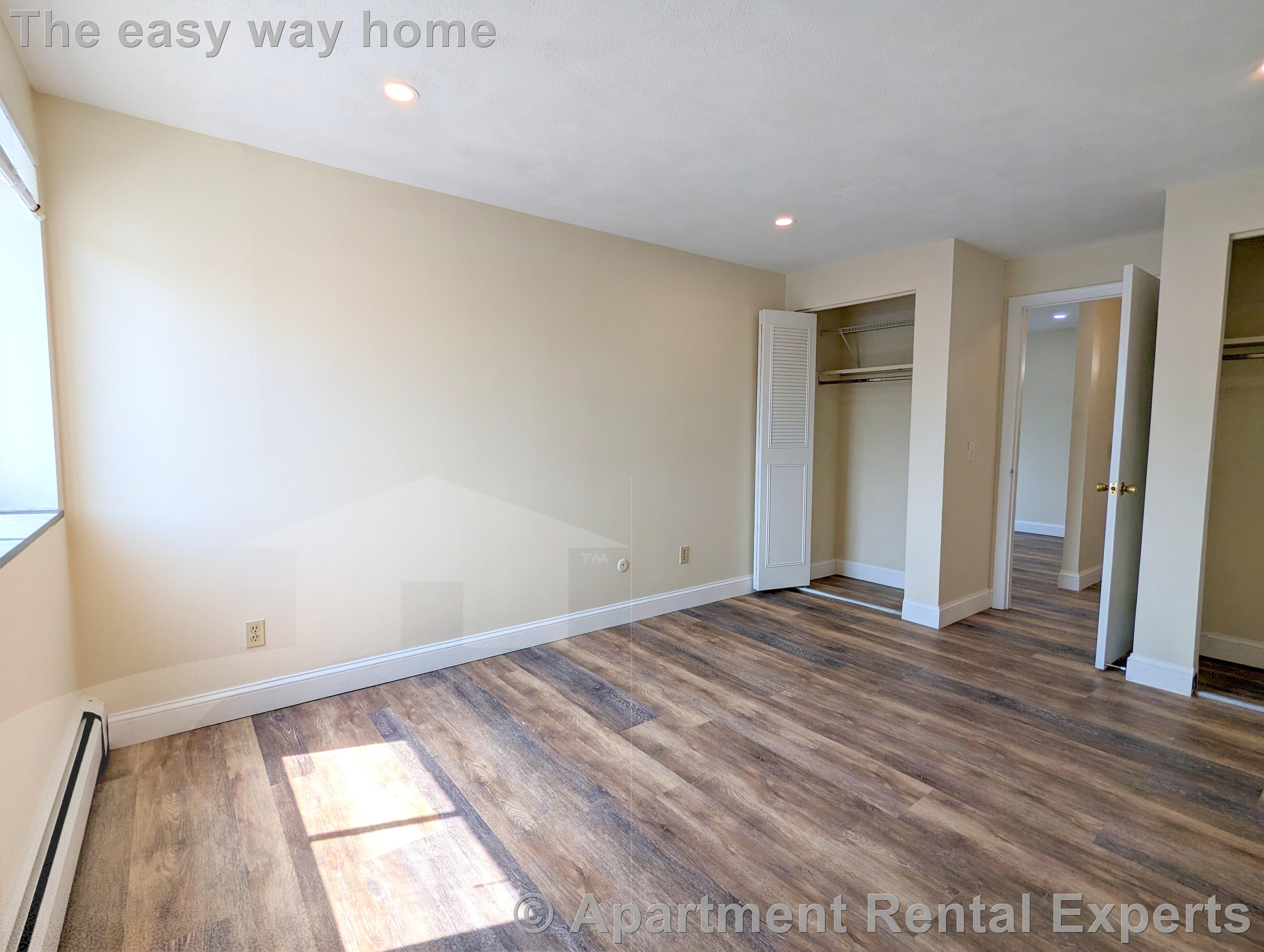 86 Newbury St, Teele Square