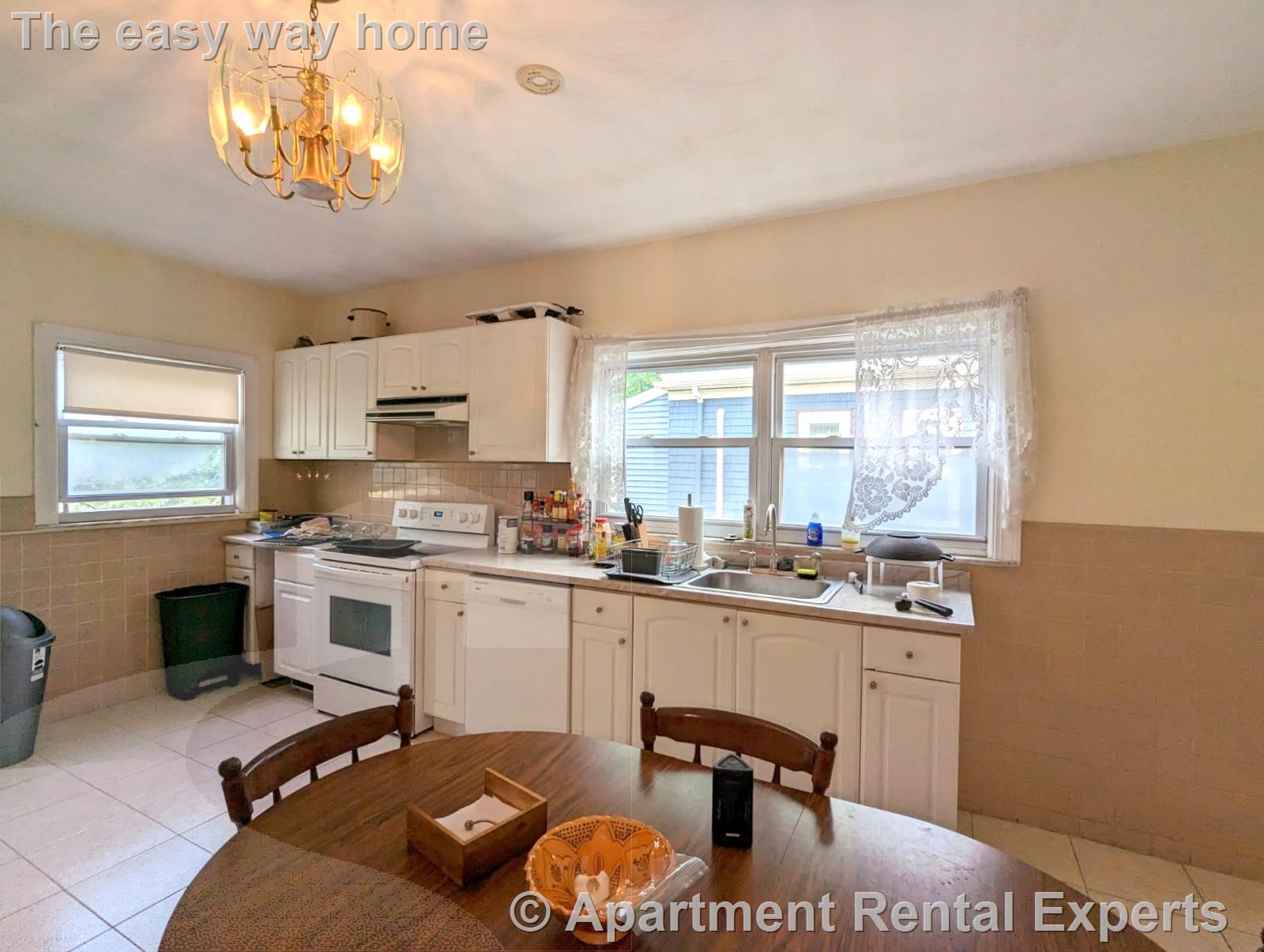 35 Pearson Rd, Davis Square