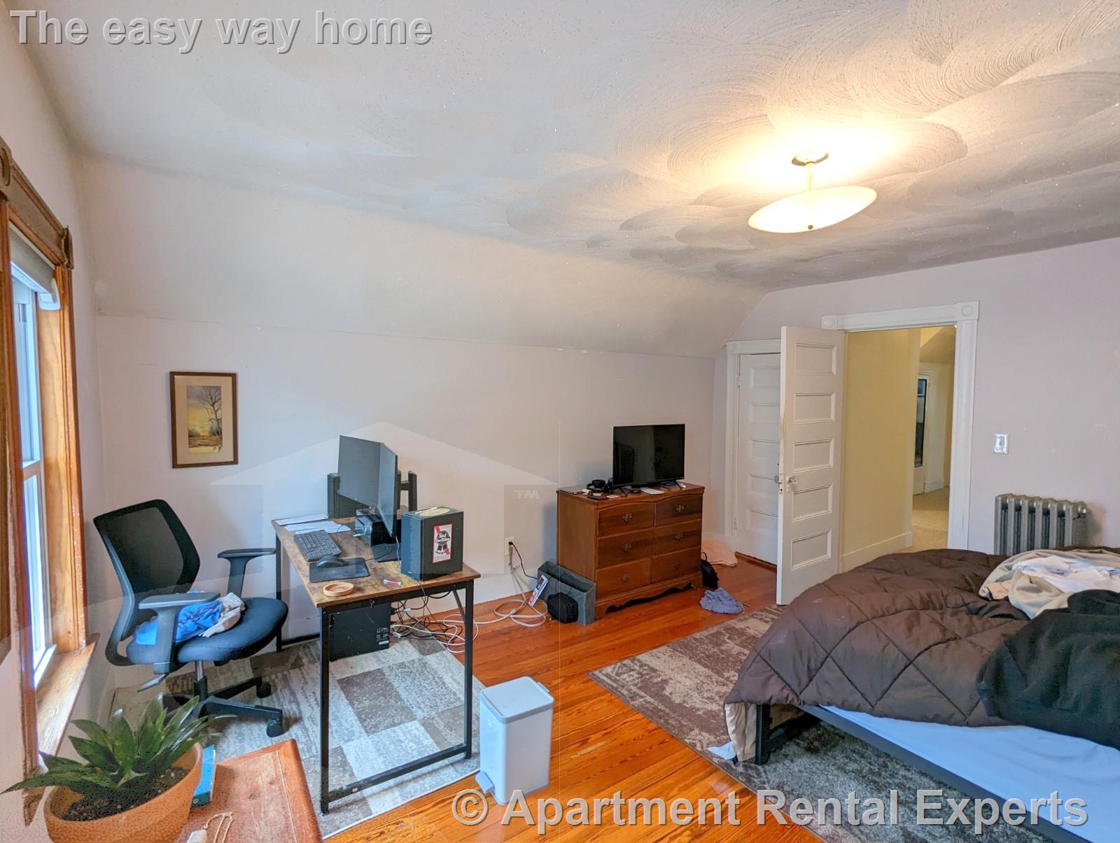 35 Pearson Rd, Davis Square