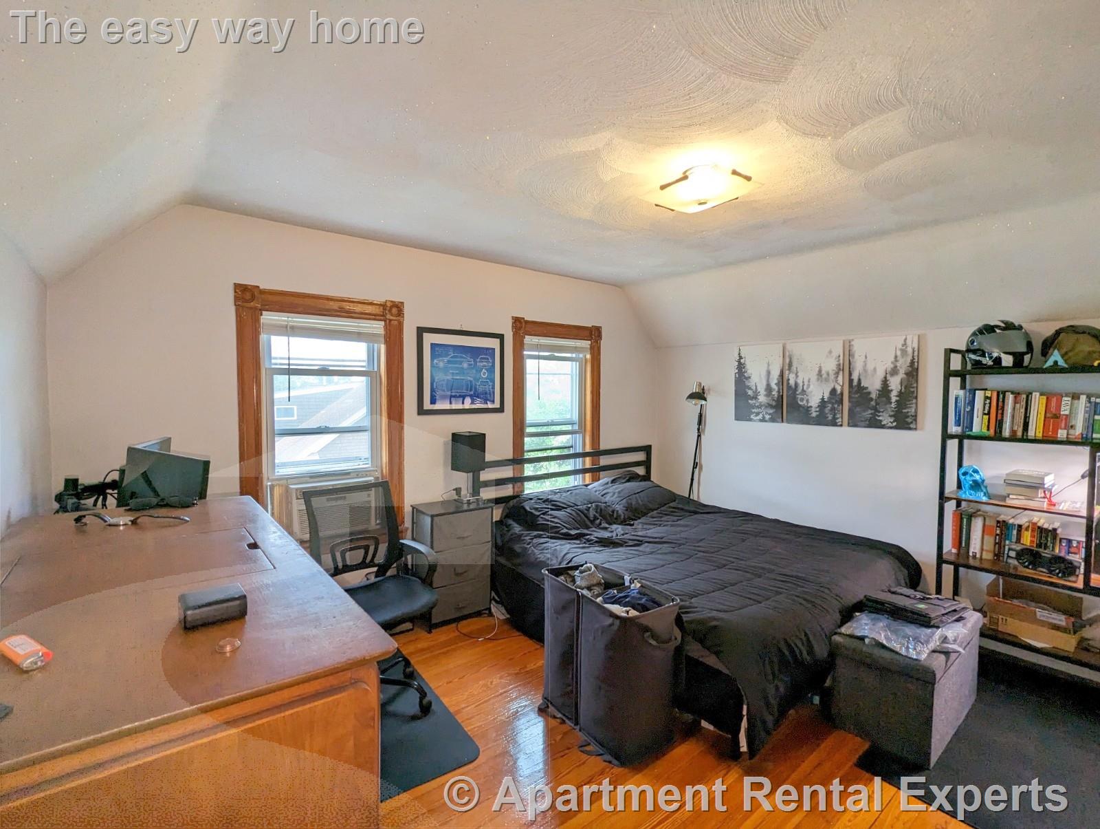 35 Pearson Rd, Davis Square