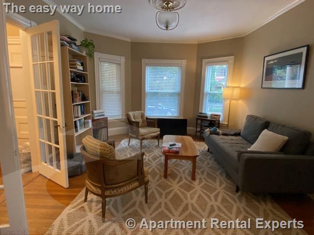 90 Orchard St, Davis Square