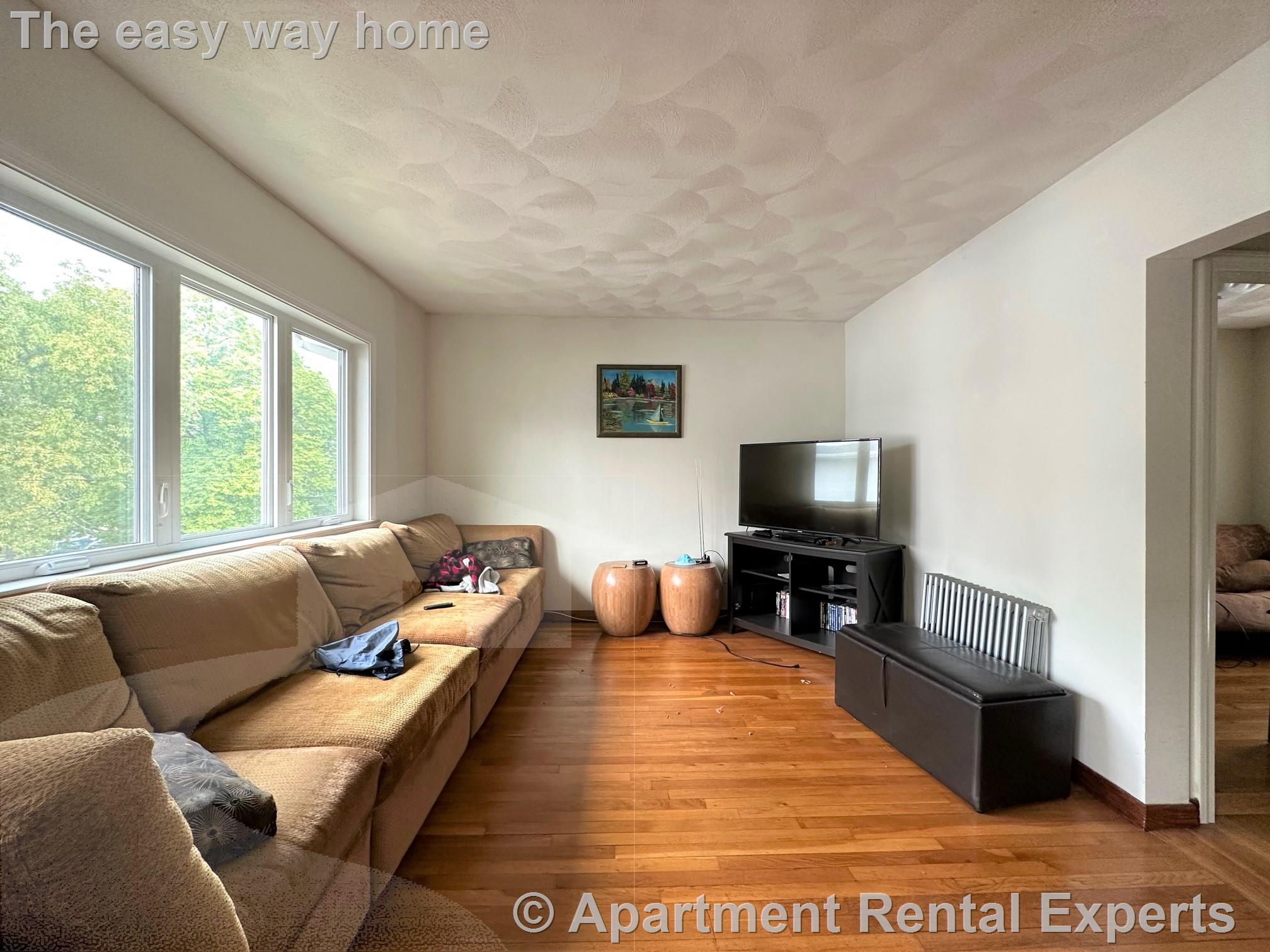 65 Boston Ave, Ball Square