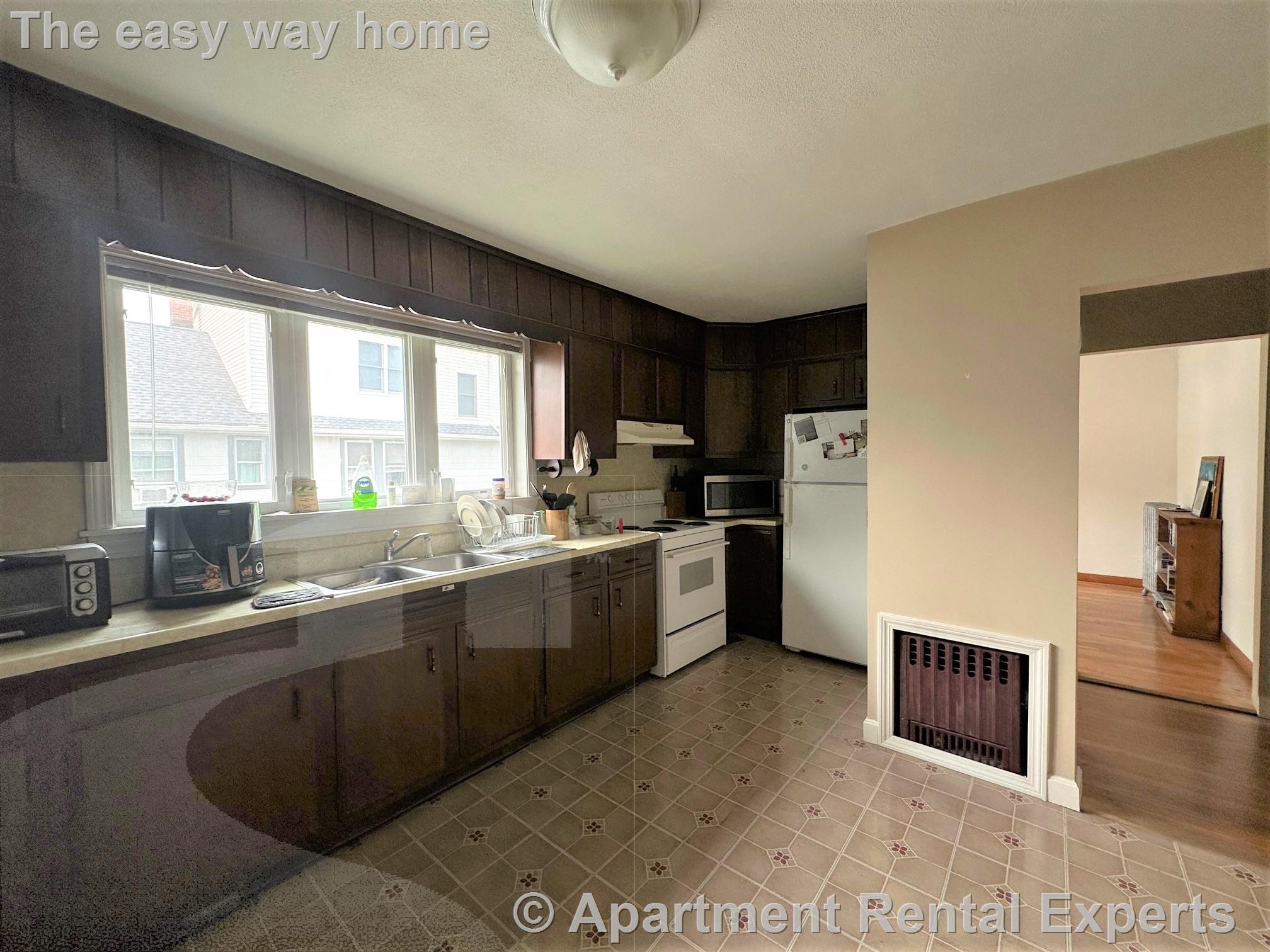 65 Boston Ave, Ball Square