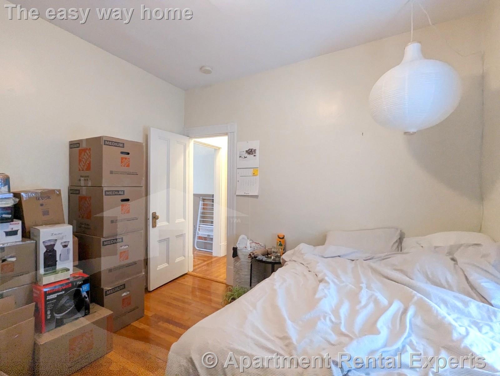 11-13 Porter St, Porter Square