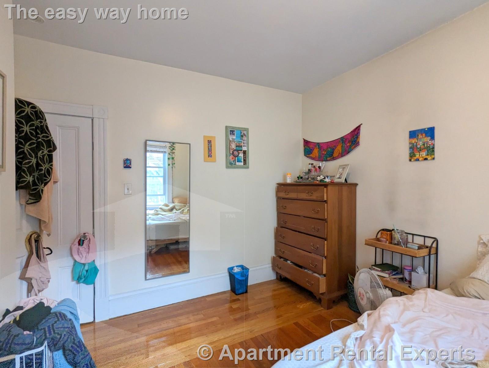 11-13 Porter St, Porter Square