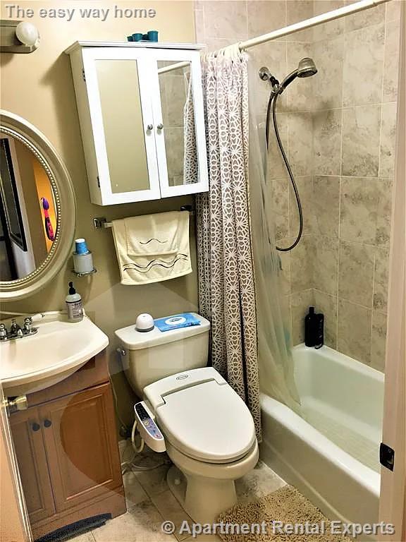 910 Saratoga St, East Boston