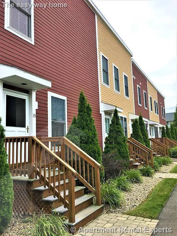 910 Saratoga St, East Boston