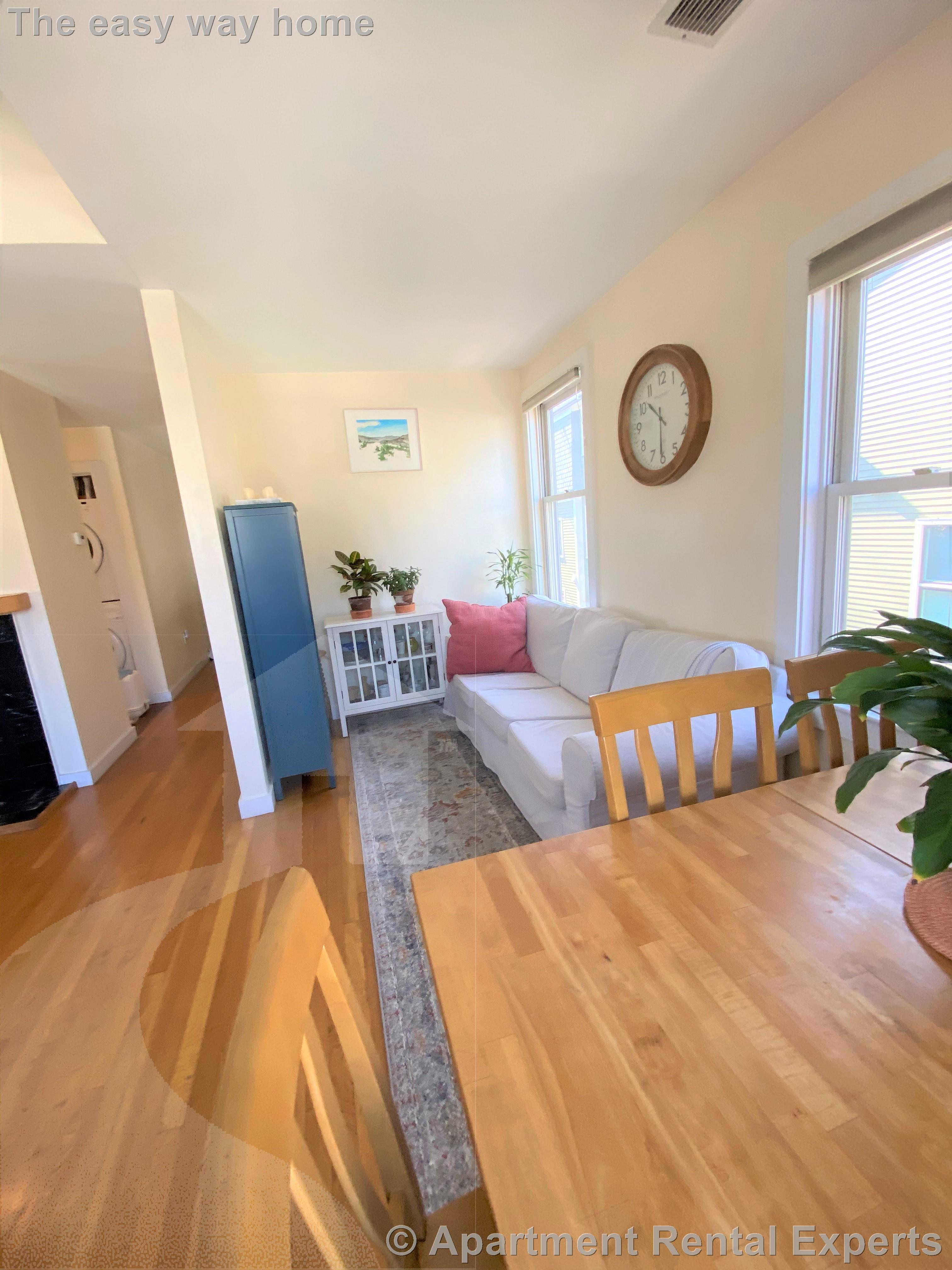 33 Day St, Davis Square