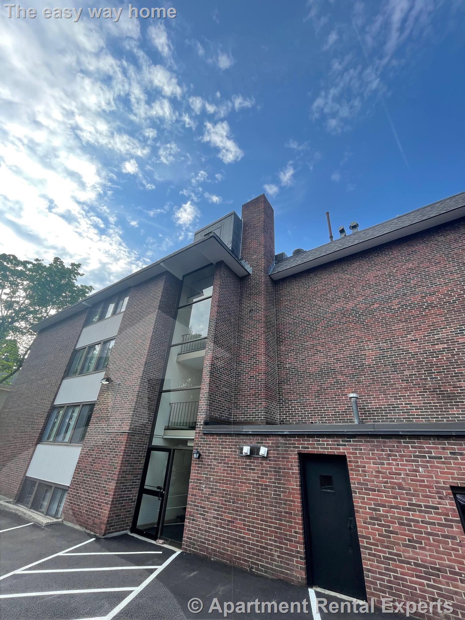 20 Hubbard Ave, Porter Square