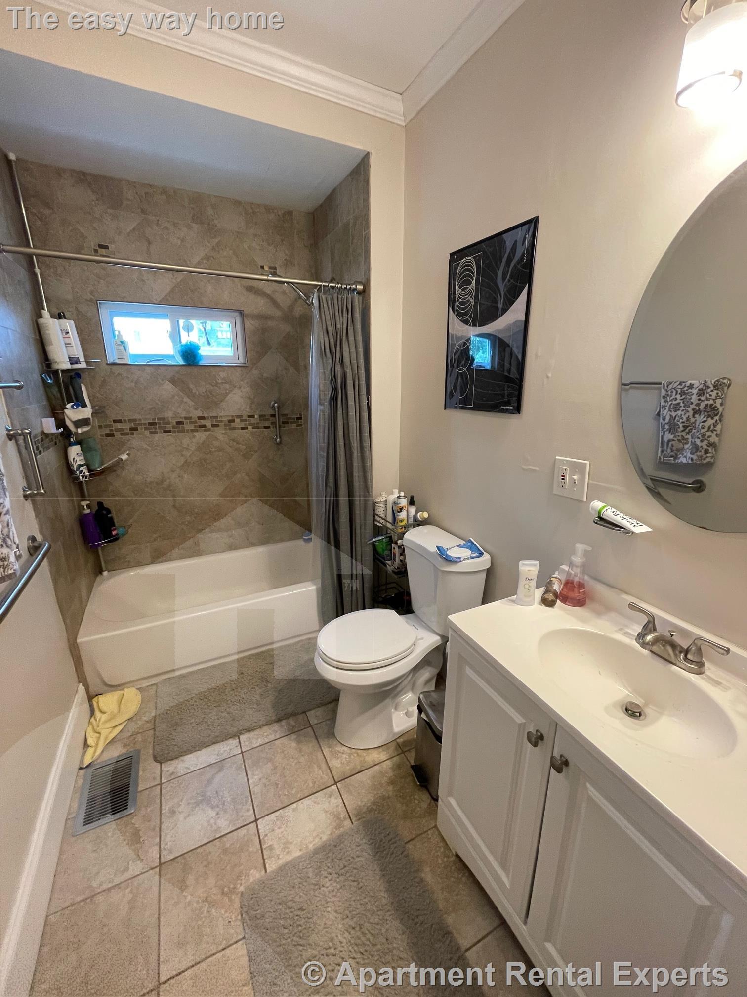 94 Central Ave, Medford Square