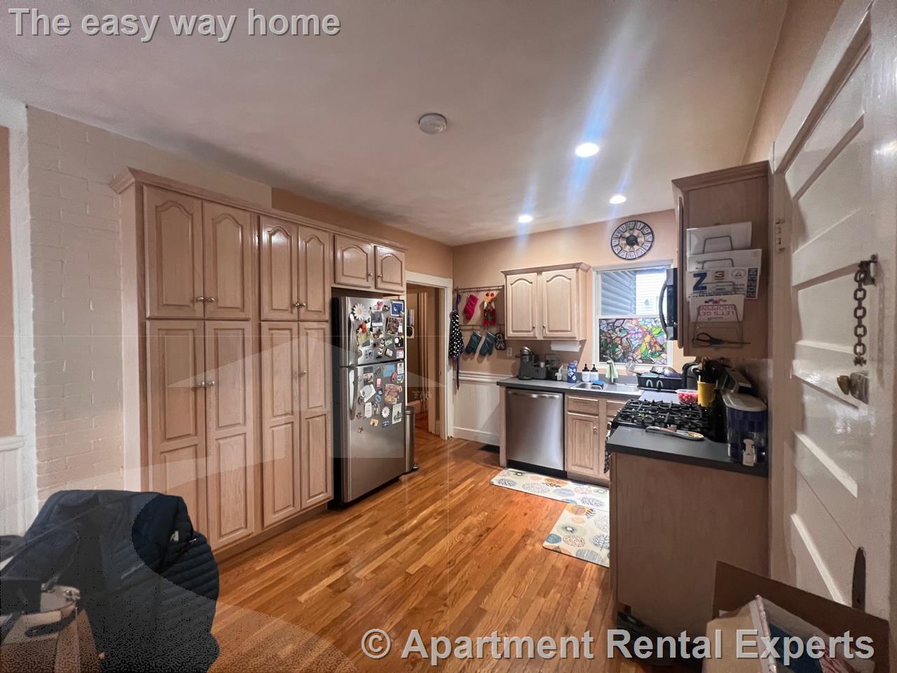 106 College Ave, Davis Square