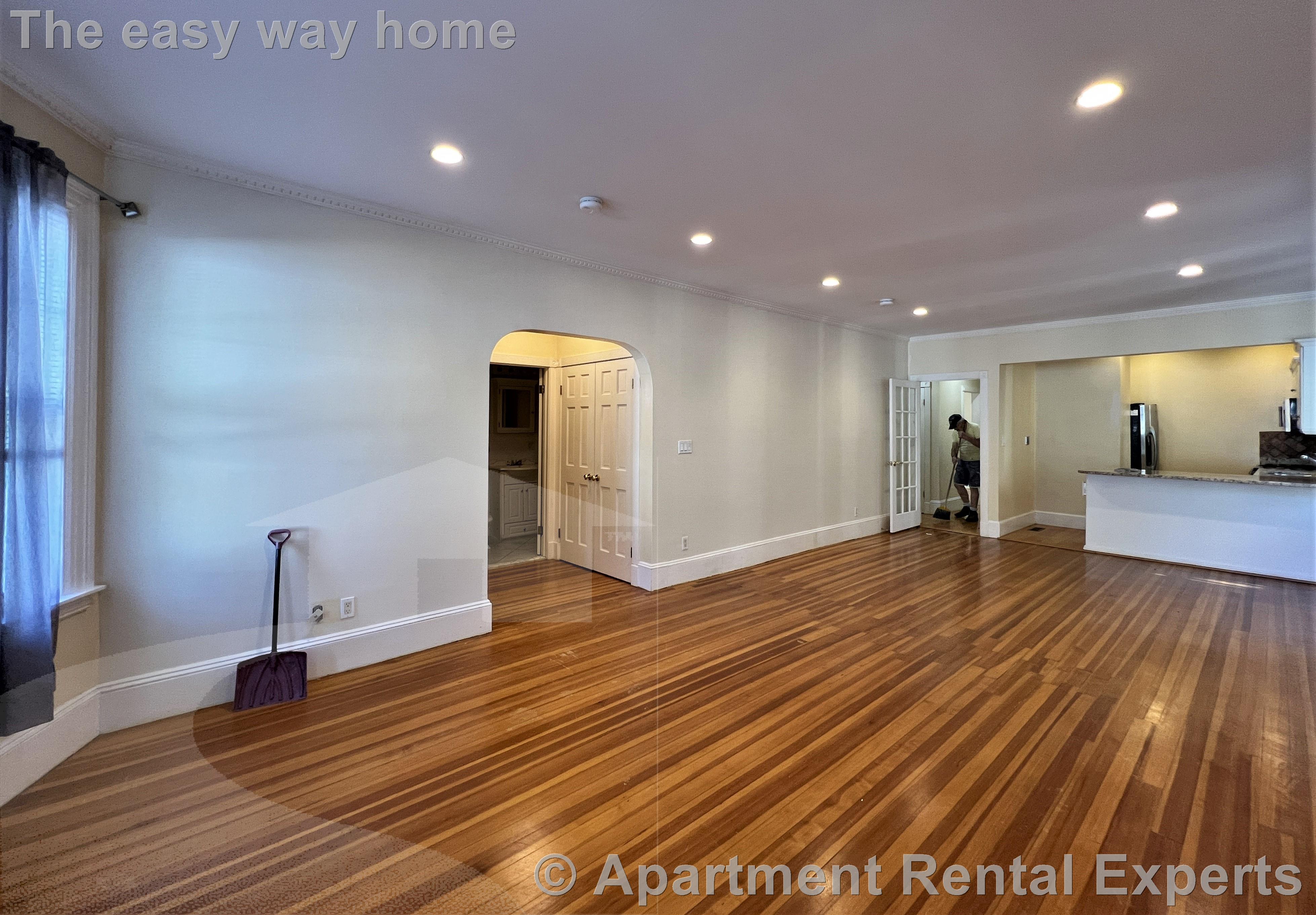 52 Maple Ave, Mid Cambridge