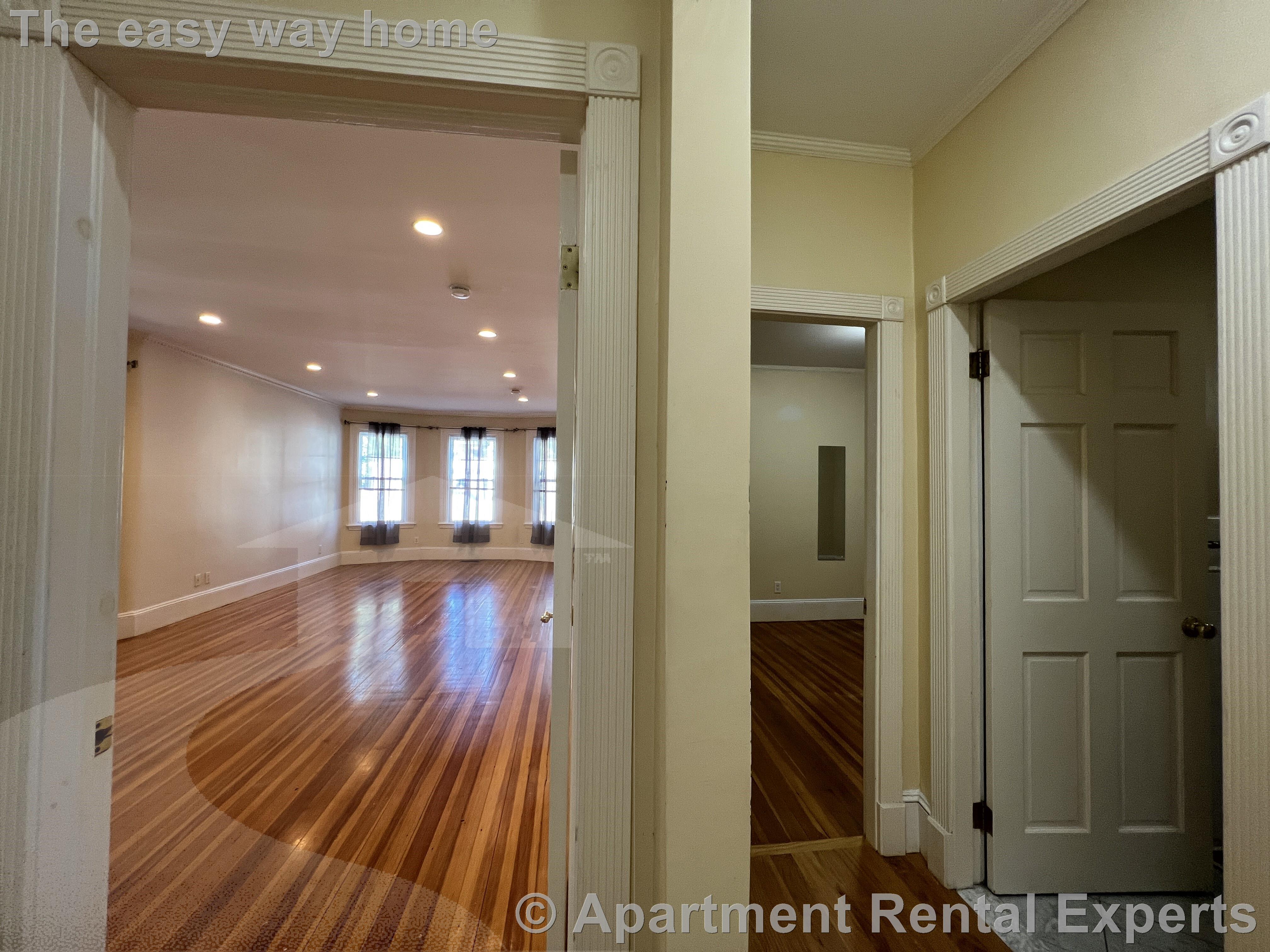 52 Maple Ave, Mid Cambridge